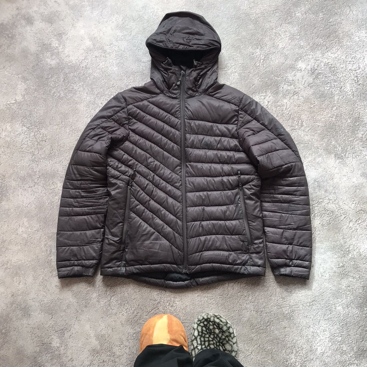 Vintage Vintage Jack Wolfskins Quilted Down Jacket Gorpcore Y2K S Size US S / EU 44-46 / 1 - 1 Thumbnail