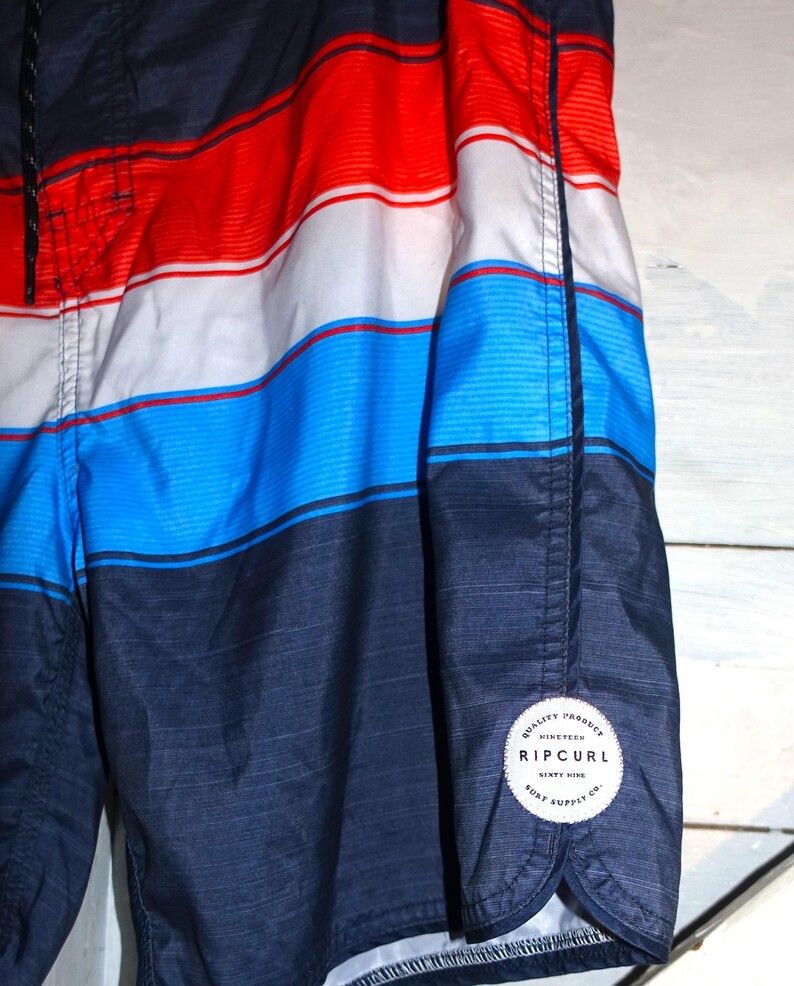 Rip Curl Rip Curl Navy Blue Striped Board Shorts 36 Size US 36 / EU 52 - 2 Thumbnail