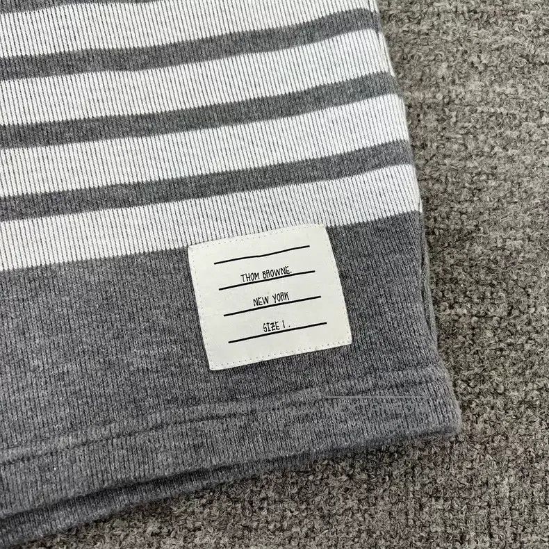 Thom Browne Thom Browne size1 Casual shorts Size US 28 / EU 44 - 4 Thumbnail