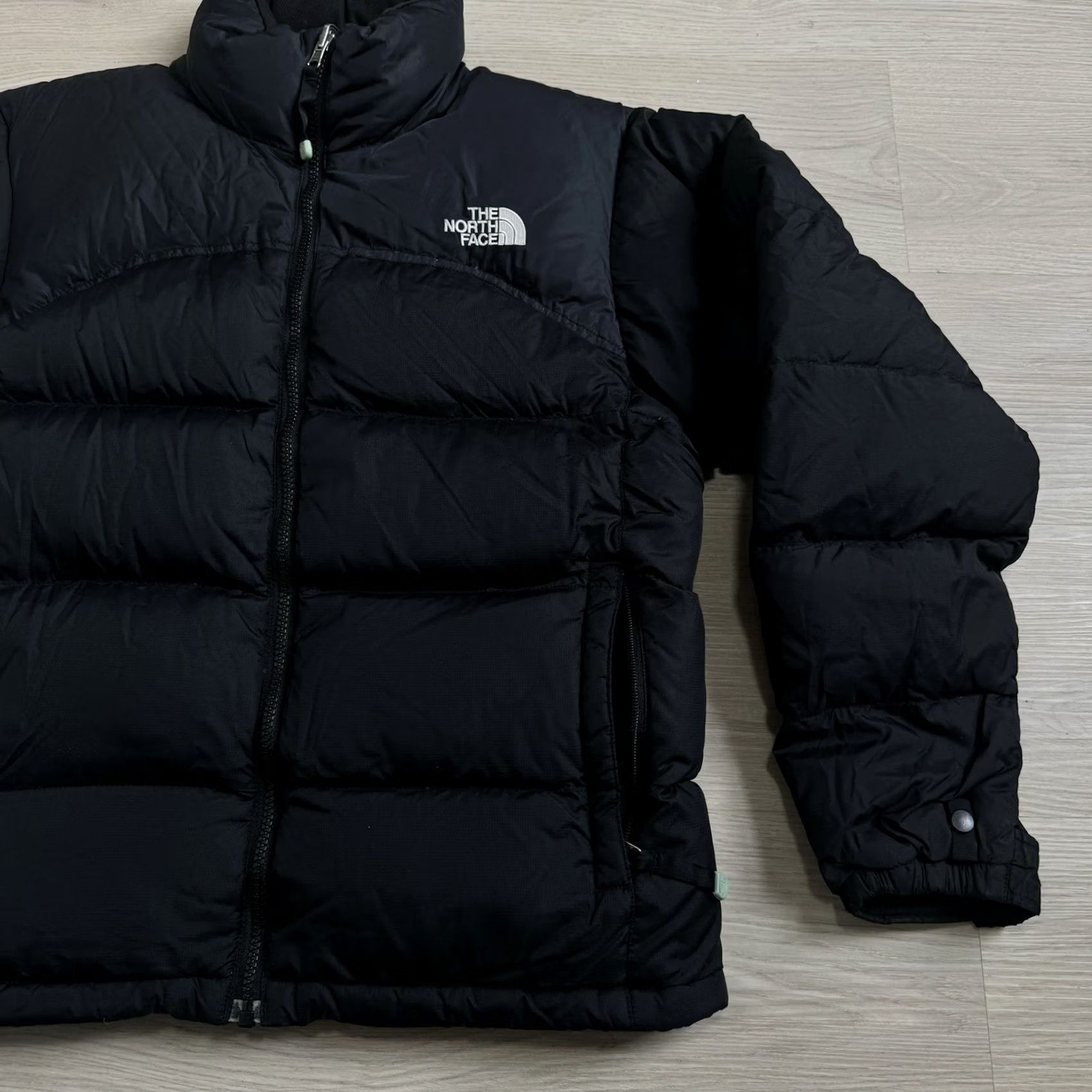 The North Face VINTAGE The North Face Women’s Black 700 Down Jacket Size M Puffer Jacket Womens Black 700 down jacket Size M / US 6-8 / IT 42-44 - 3 Thumbnail