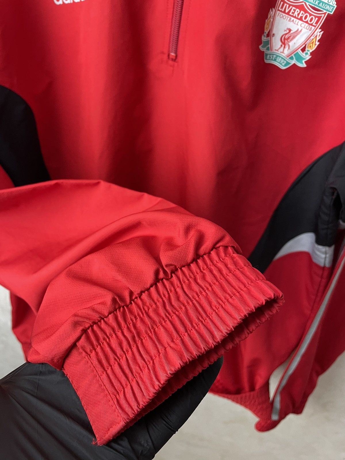 Adidas Vintage Adidas Liverpool Football Jacket Hooded Soccer L Size US L / EU 52-54 / 3 - 10 Thumbnail