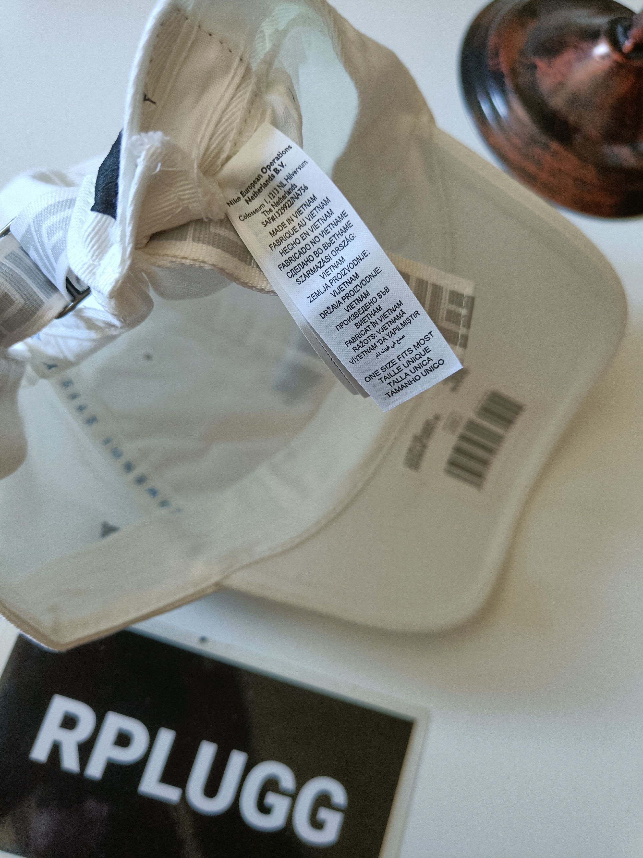 Nike Bundle Nike U H86 Giannis Freak Cap CI3796-100 & Socks Size ONE SIZE - 8 Thumbnail