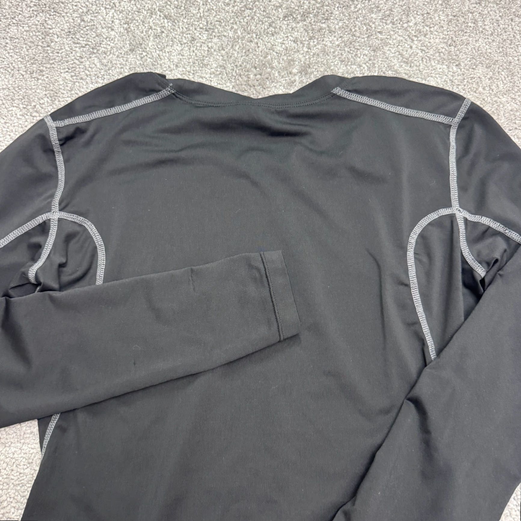 Vintage Unbranded Performance Long Sleeve Athletic Shirt Womens Sz S Black Crewneck Run Size S / US 4 / IT 40 - 3 Thumbnail