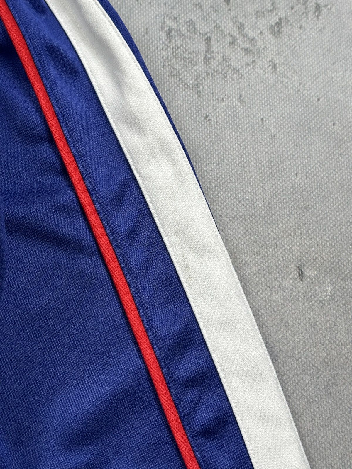 Nike Vintage Nike Manchester United Track Jacket 90s Y2K Blue M Size US M / EU 48-50 / 2 - 13 Thumbnail