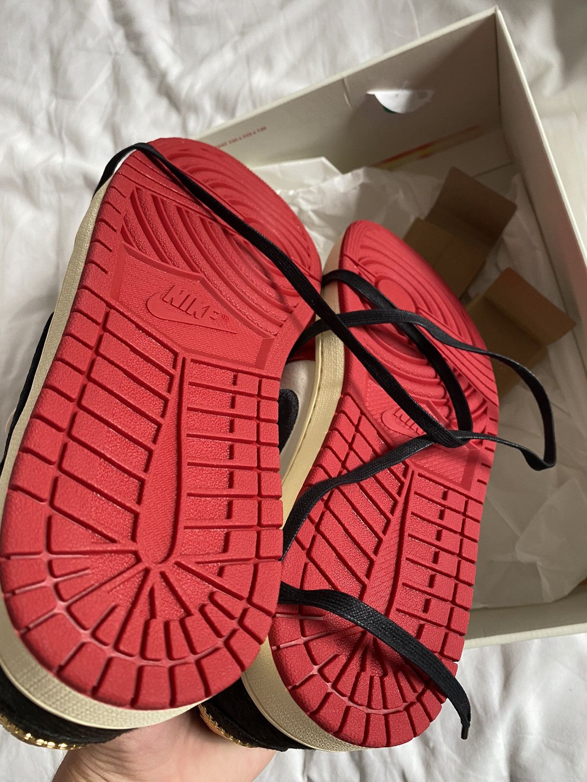 Nike jordan 1 low trophy room Size US 10.5 / EU 43-44 - 15 Thumbnail