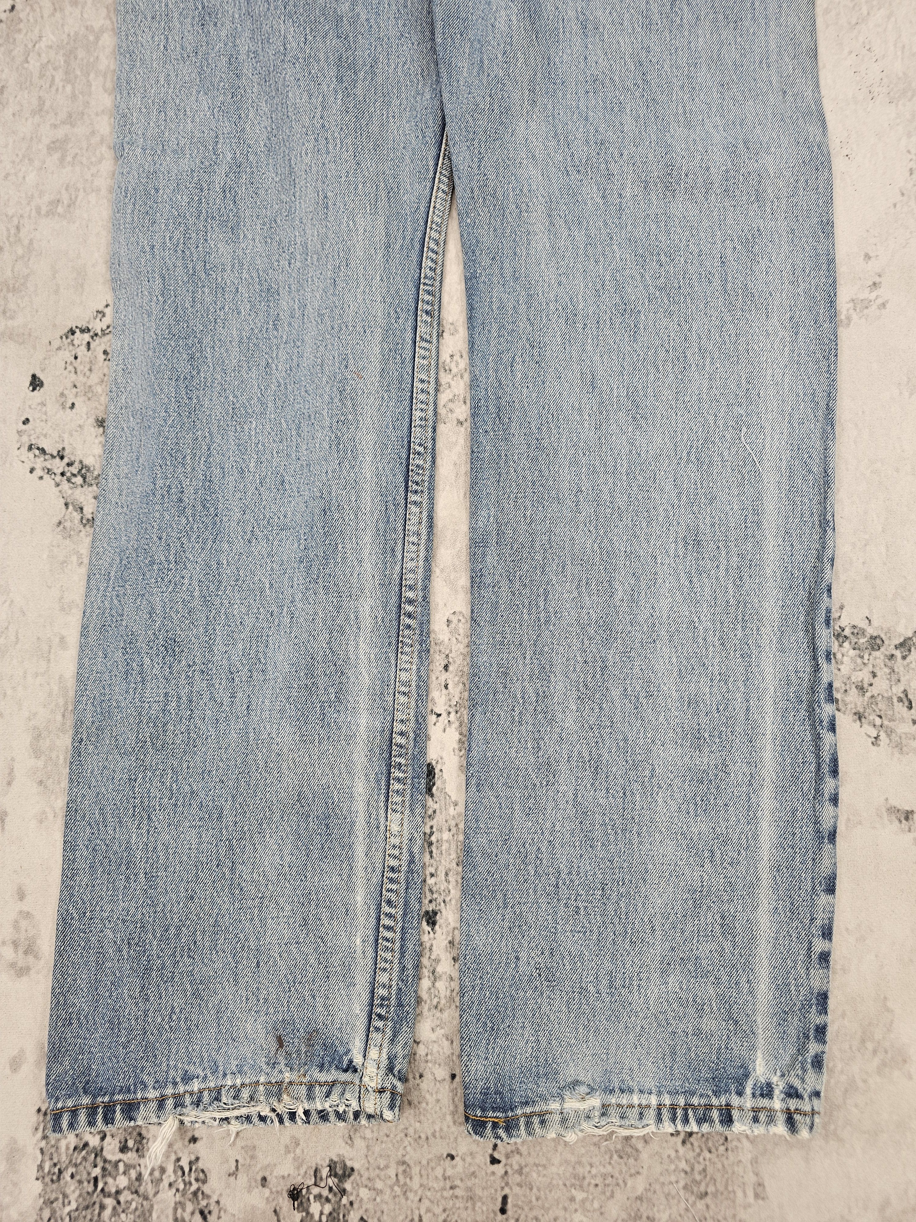 Levi's Vintage Clothing Vtg LEVIS 505 Regular Fit Faded Ripped Blue Jeans L0575 Size US 32 / EU 48 - 4 Thumbnail