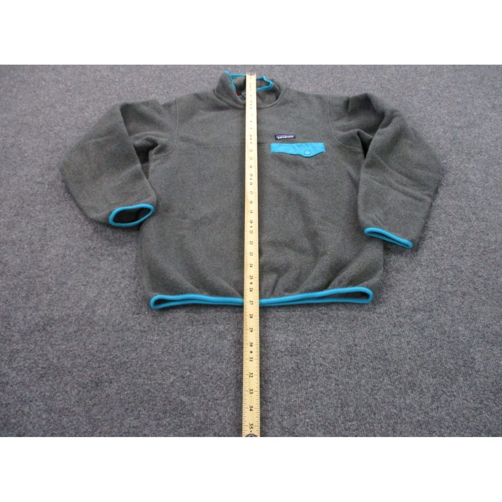 Patagonia Patagonia Jacket Women XS Gray Snap T Fleece Sweater Outdoor Camping Synchilla Size XS / US 0-2 / IT 36-38 - 3 Thumbnail