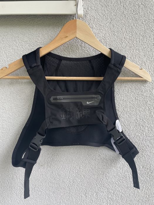 Nike chest clearance rig