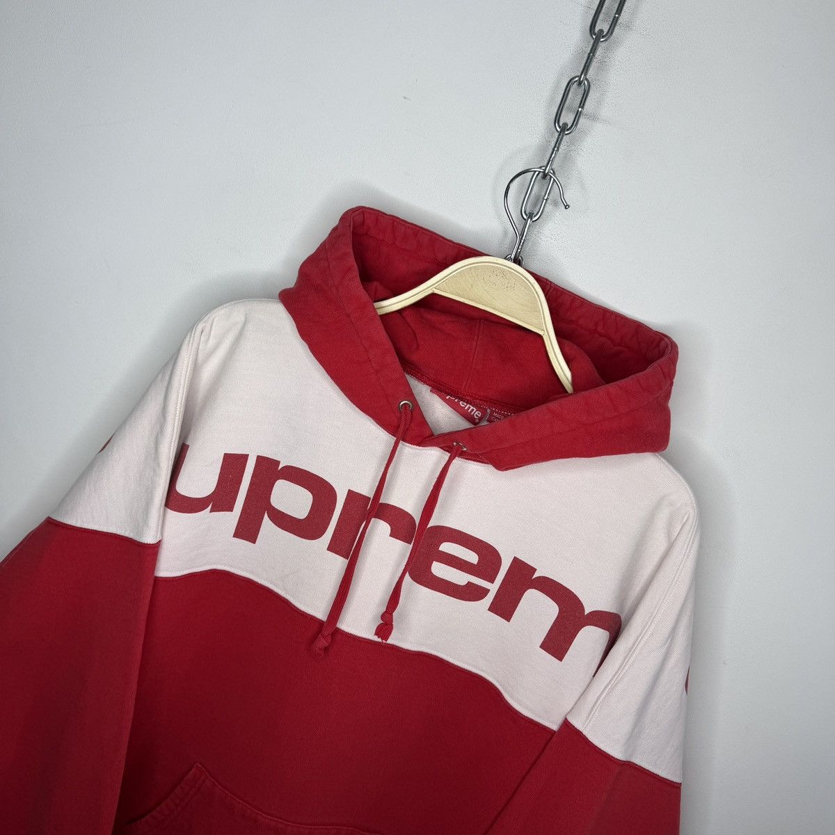 Supreme Supreme Sweatshirt Logo 2017 Hoodie Red White Size US L / EU 52-54 / 3 - 4 Thumbnail
