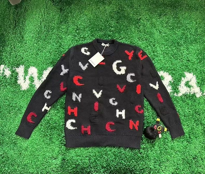 Givenchy Givenchy New Letter Embroidered Chunky Knit Sweater, S siz Size US S / EU 44-46 / 1 - 1 Thumbnail