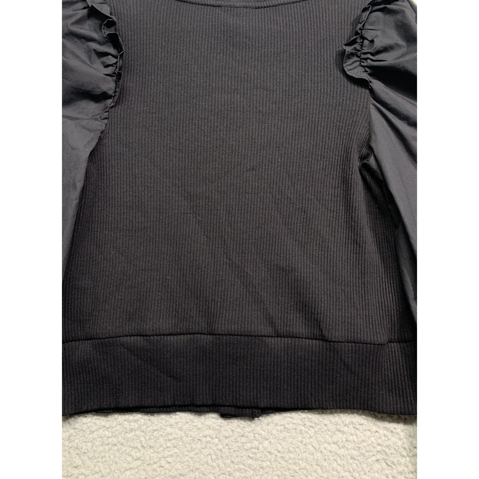 Vintage WHO WHAT WEAR Pullover Top Women XS Black V-Neck Knitted Body Blousy Sleeves NWT Pullover Shirt Womens XS Black V-Neck Cropped Puff Sleeve NWT Size XS / US 0-2 / IT 36-38 - 7 Thumbnail