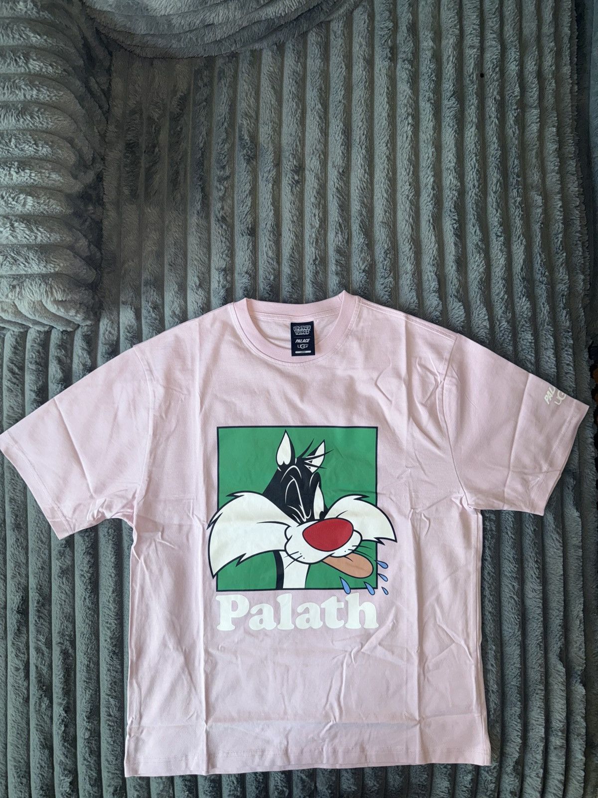Palace × Ugg Palace x UGG x Looney Tunes Palath T-Shirt Black 