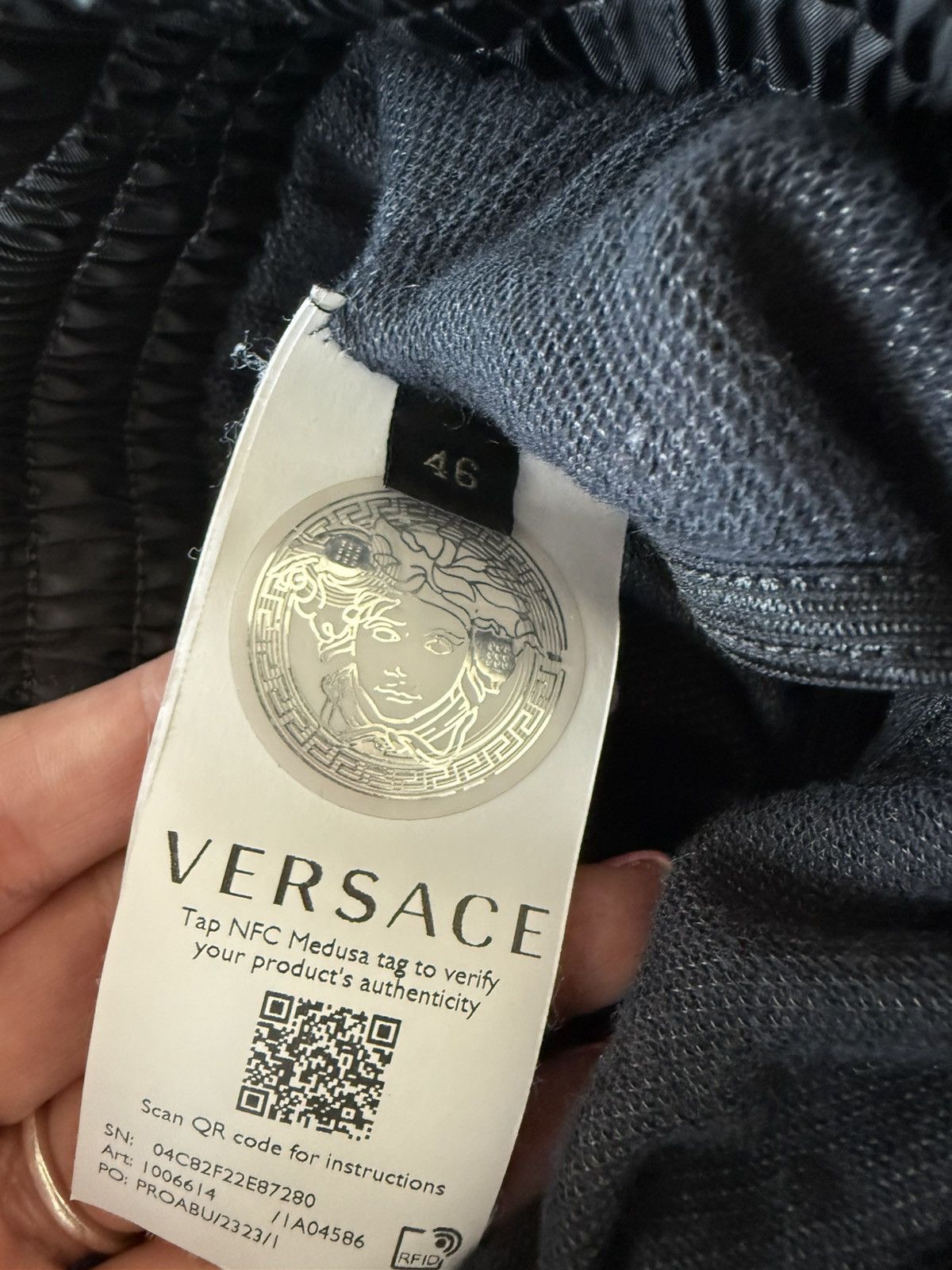 Versace Authentic Fendace VersaceLogo Black/Gold shorts Size US 44 / EU 60 - 4 Thumbnail