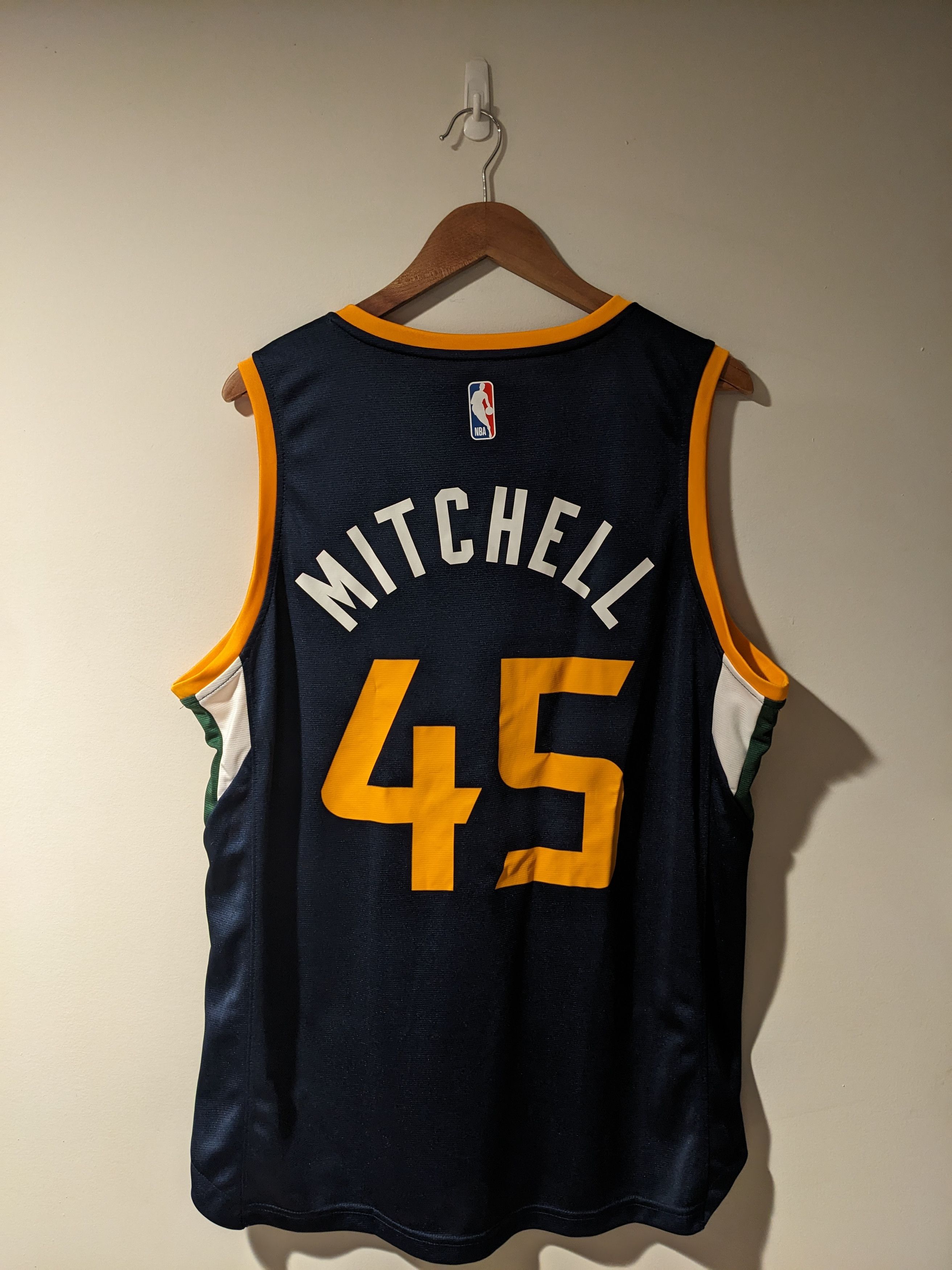 NBA Utah Jazz Donovan Mitchell NBA Blue Large Basketball Jersey Size US L / EU 52-54 / 3 - 6 Thumbnail