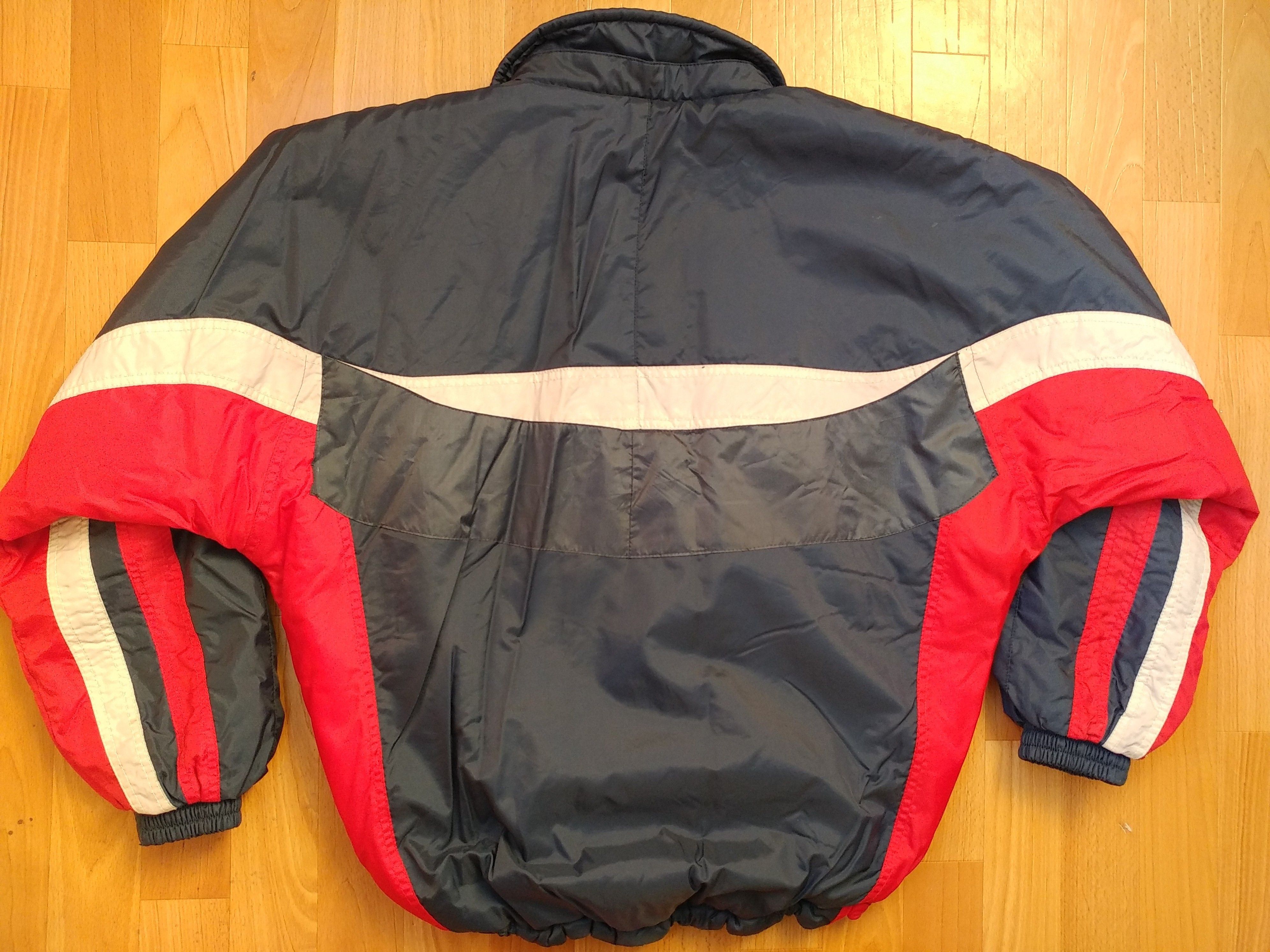 Fila FILA jacket, vintage, 90s hip hop windbreaker skater Y2K S Size US S / EU 44-46 / 1 - 13 Thumbnail