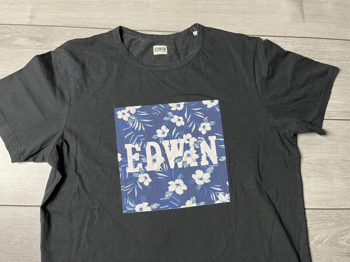Edwin Edwin T-shirt box logo size Large Japanese Size US L / EU 52-54 / 3 - 3 Thumbnail