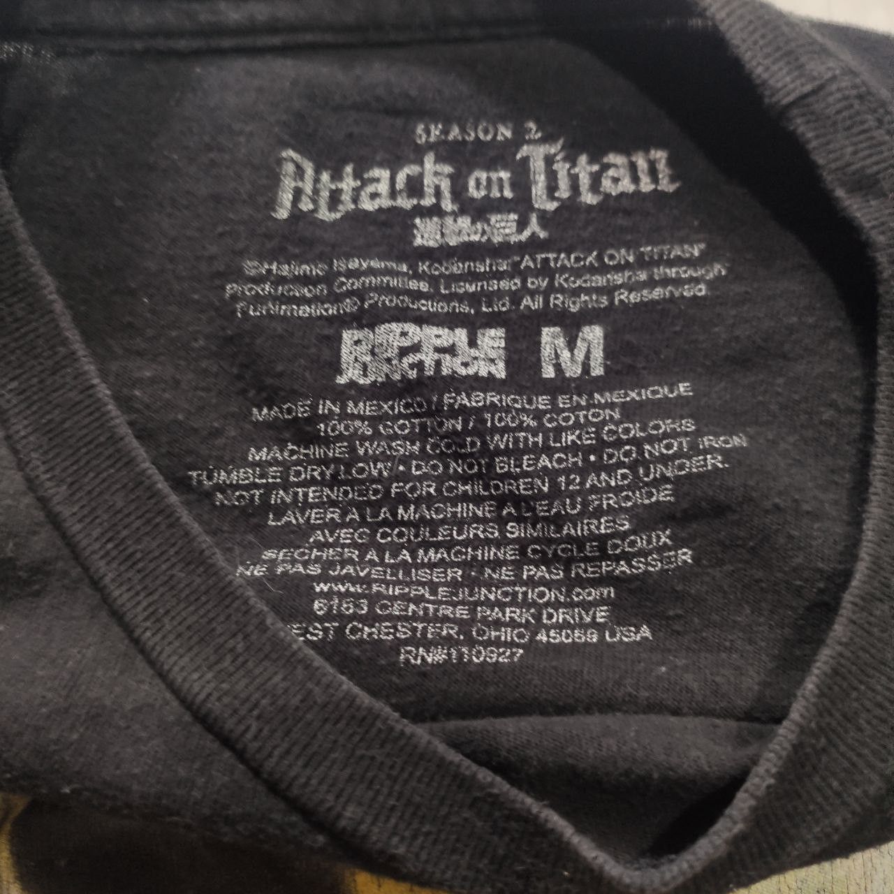 Vintage ATTACK ON TITAN SEASON 2 SHIRT Size US M / EU 48-50 / 2 - 6 Thumbnail