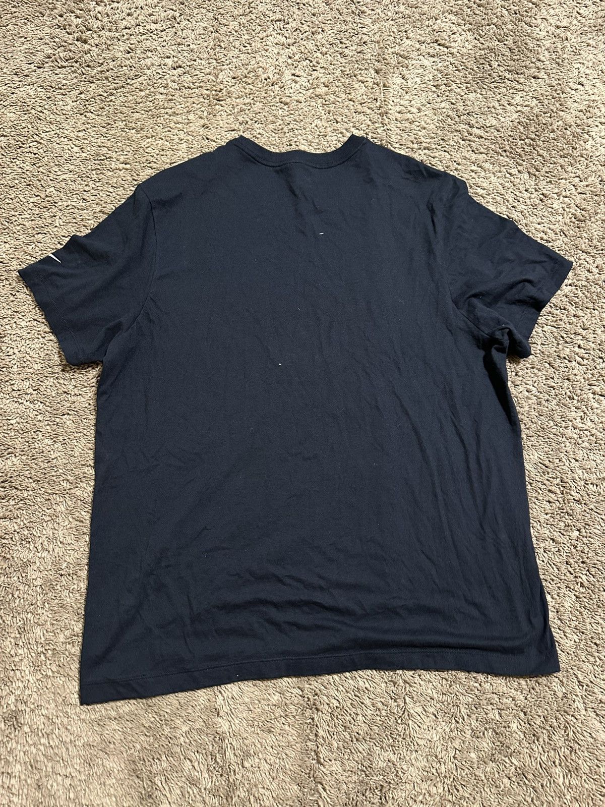 Nike Vintage Nike NFL Buffalo Bills “love” shirt 00s size xl Size US XL / EU 56 / 4 - 7 Thumbnail