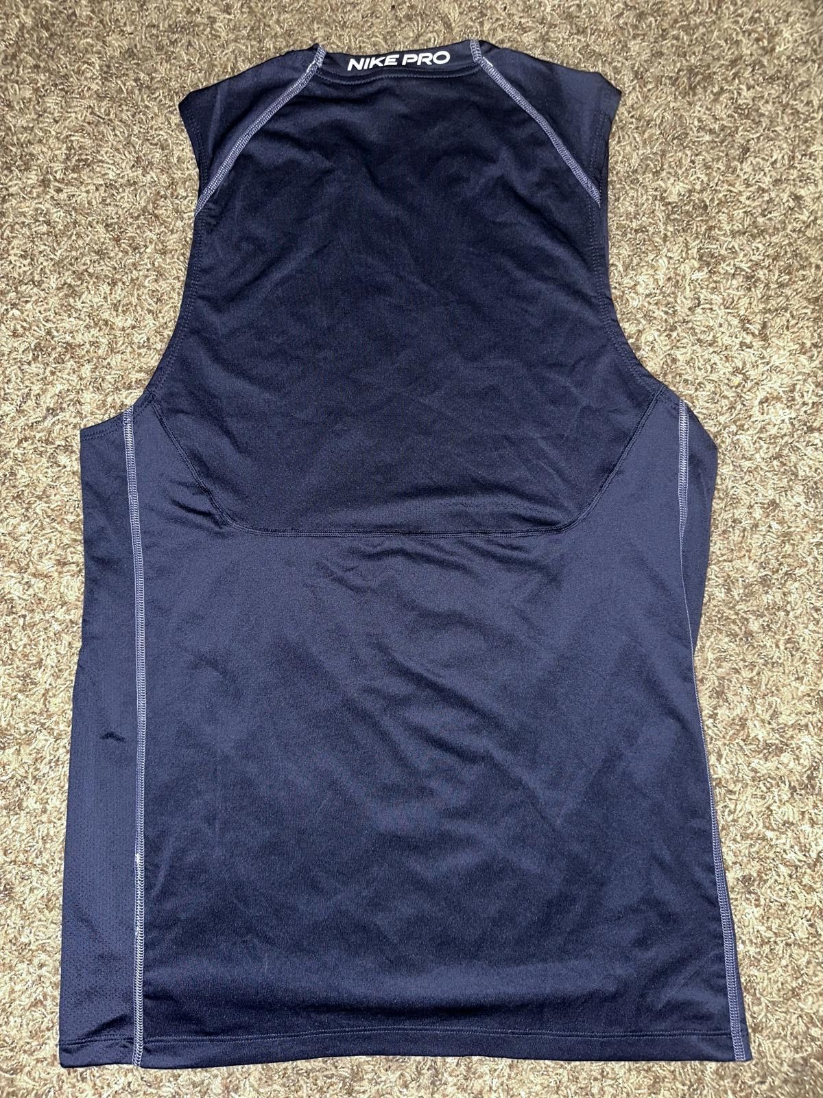 Nike Nike Pro Dri-FIT Men's Slim Fit Sleeveless Top Size US M / EU 48-50 / 2 - 2 Thumbnail