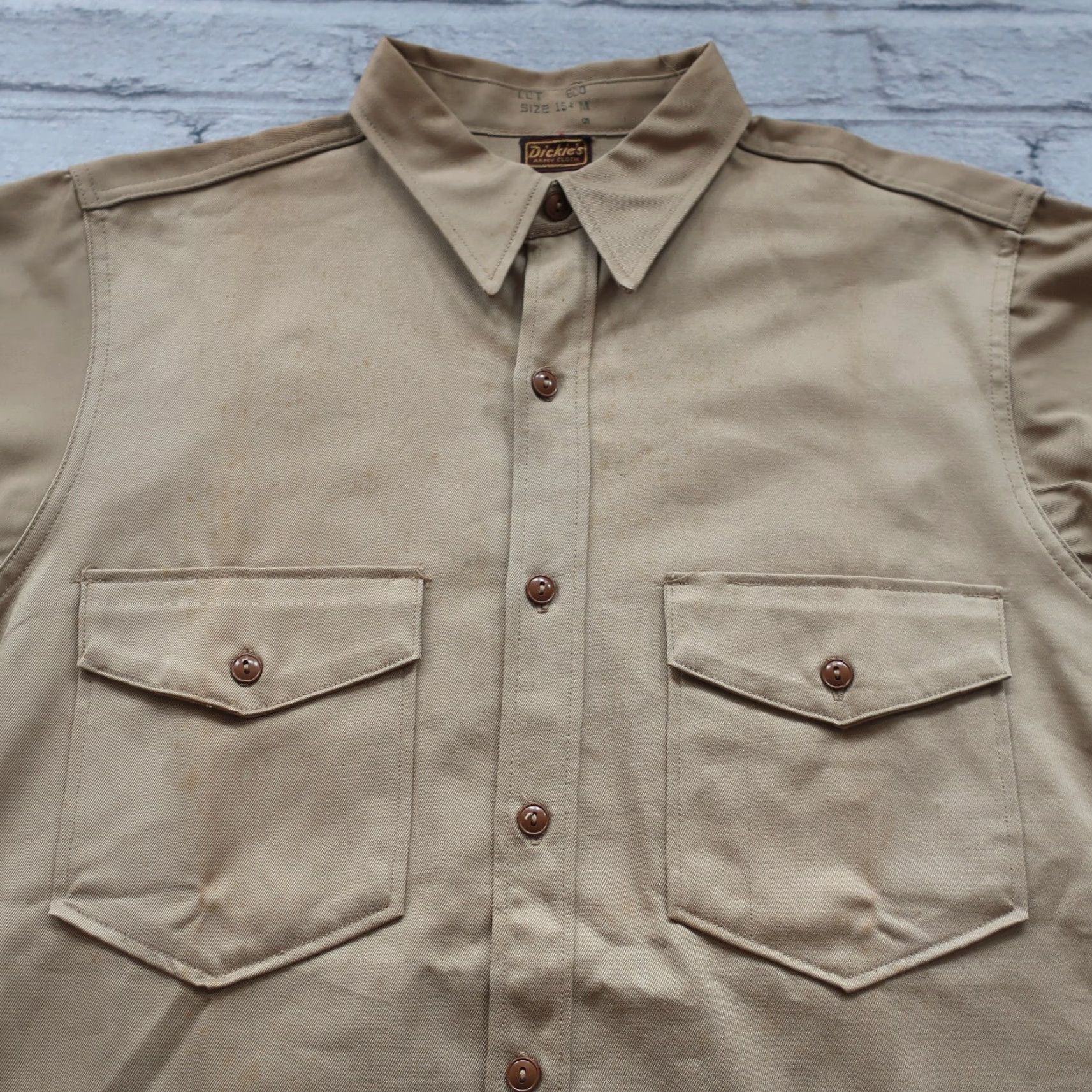 Dickies VINTAGE Dickies Army Cloth Shirt Mens 15 1/2 Tan 40s WWII Button-Up Long Sleeve Army Theme Size US M / EU 48-50 / 2 - 2 Thumbnail