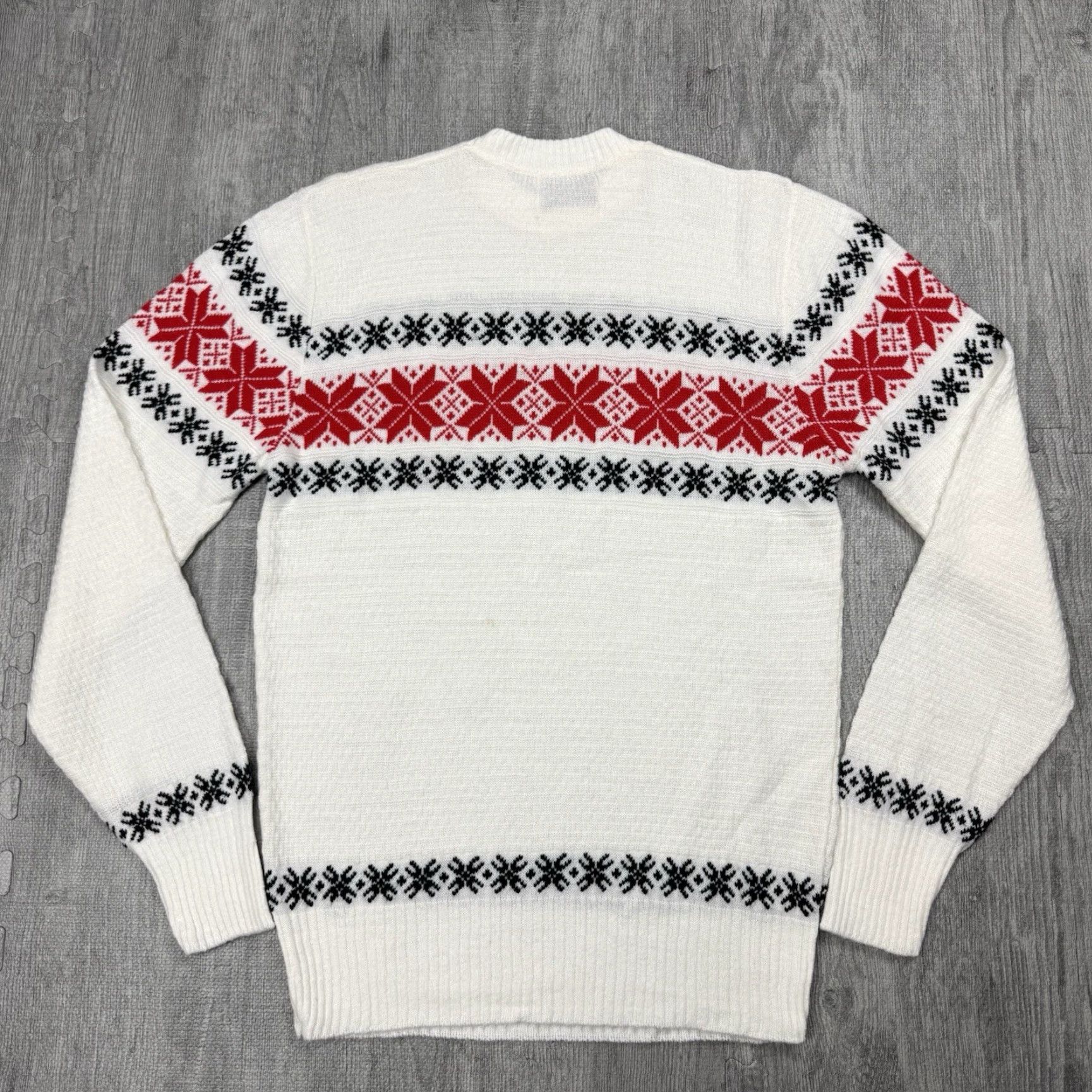 Vintage VINTAGE Glengarry Sportswear Orlon Acrylic Fair Isle Christmas Sweater Men L 60s White Mod GoGo Holiday Christmas Sweater Mens L Size US L / EU 52-54 / 3 - 5 Thumbnail