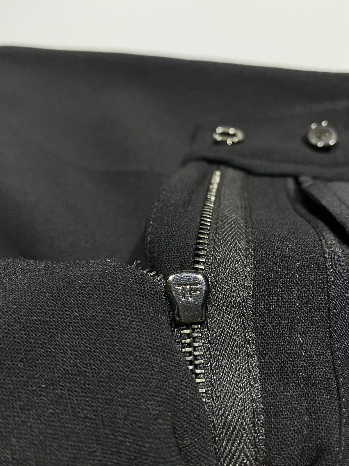 Tom Ford Black Wool Flared Trouser Size 26" / US 2 / IT 38 - 9 Thumbnail