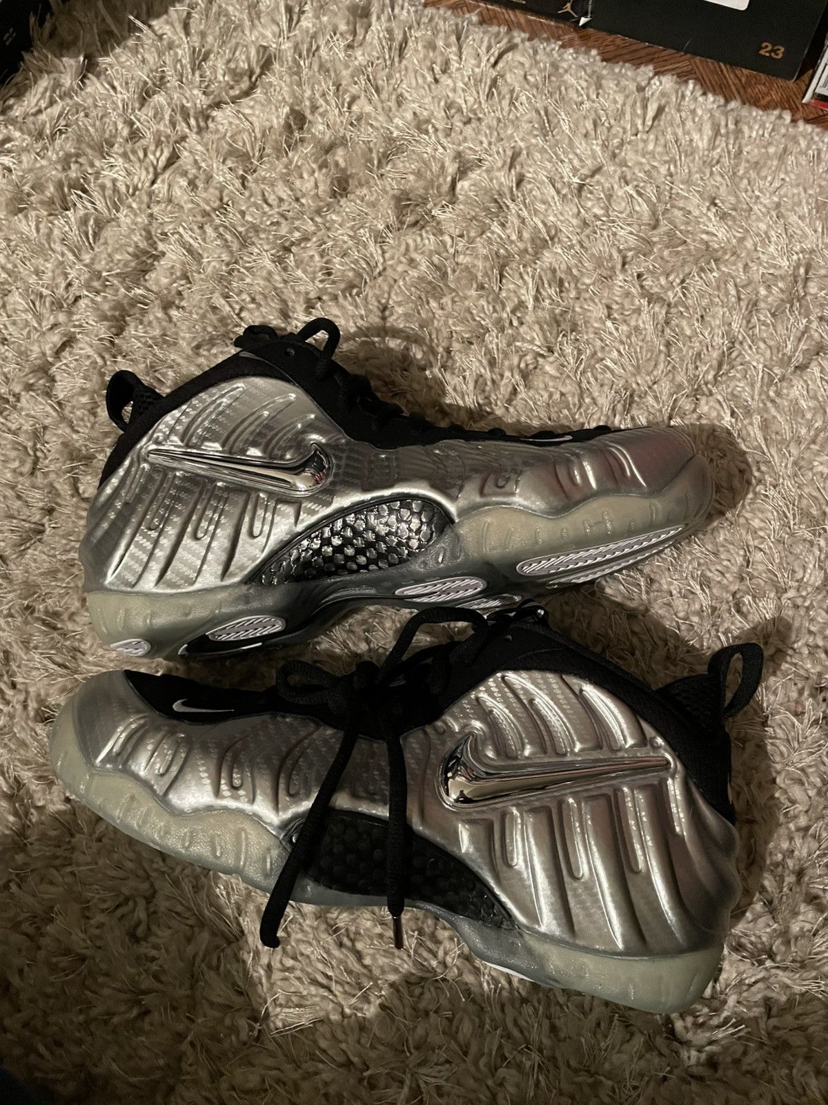 Nike Nike Air Foamposite Pro Silver Surfer Size US 10 / EU 43 - 2 Thumbnail