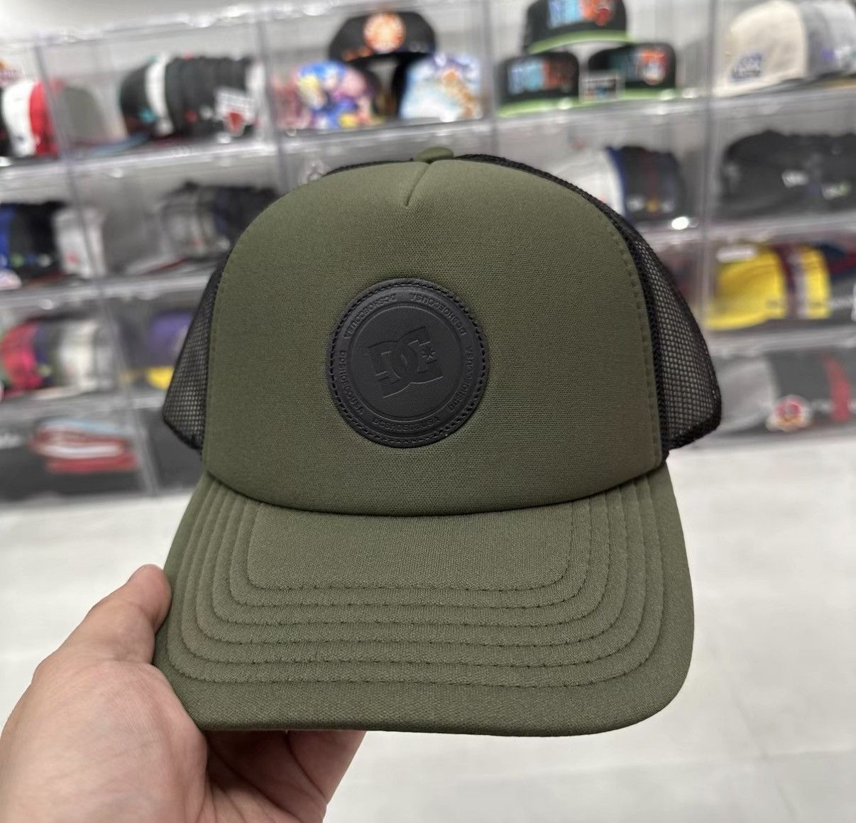 DC DC Mesh Trucker Cap J32 Size ONE SIZE - 1 Thumbnail