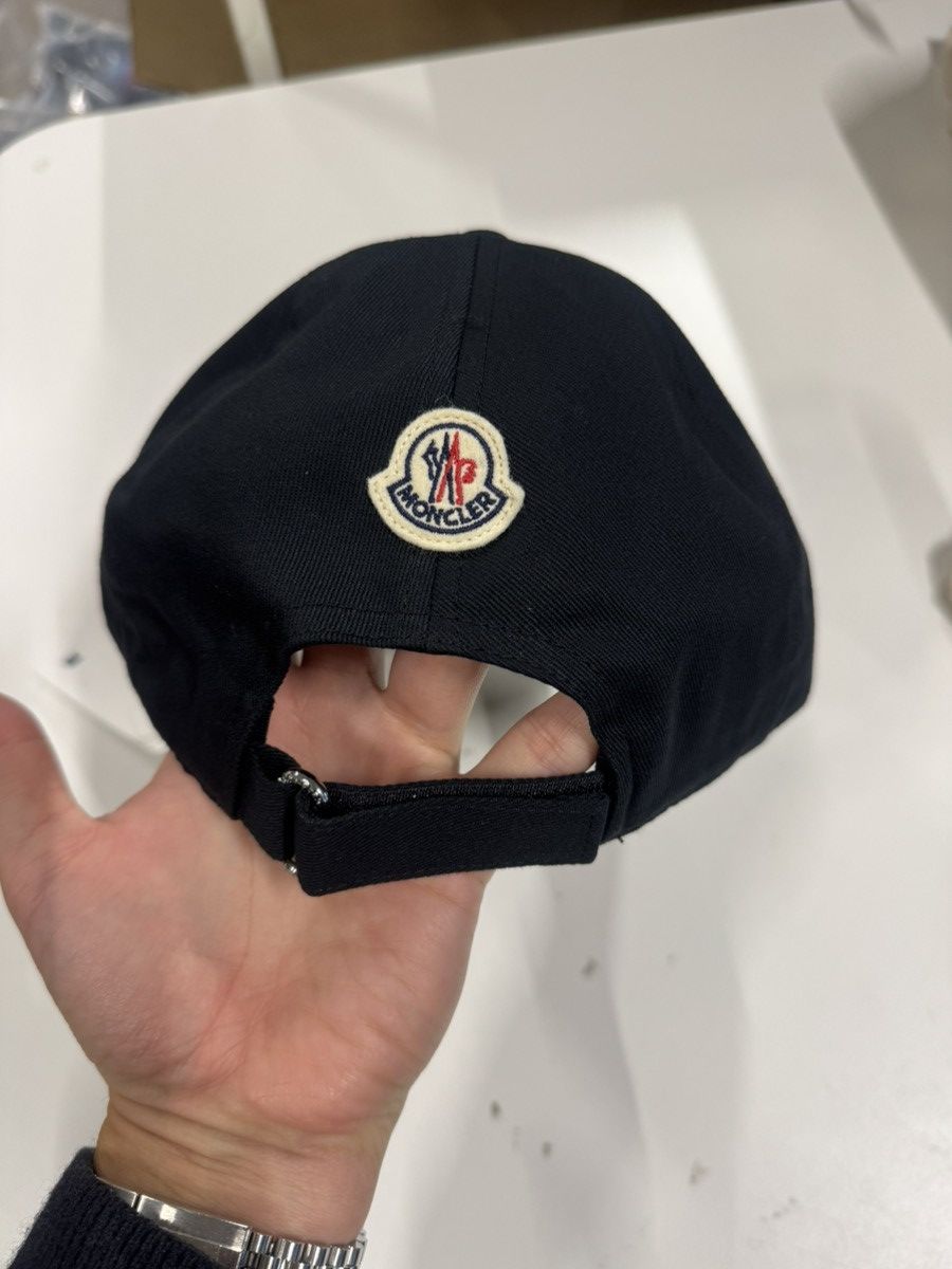 Moncler Moncler Logo Patch Script Baseball Cap NEW 400$ Size ONE SIZE - 2 Thumbnail