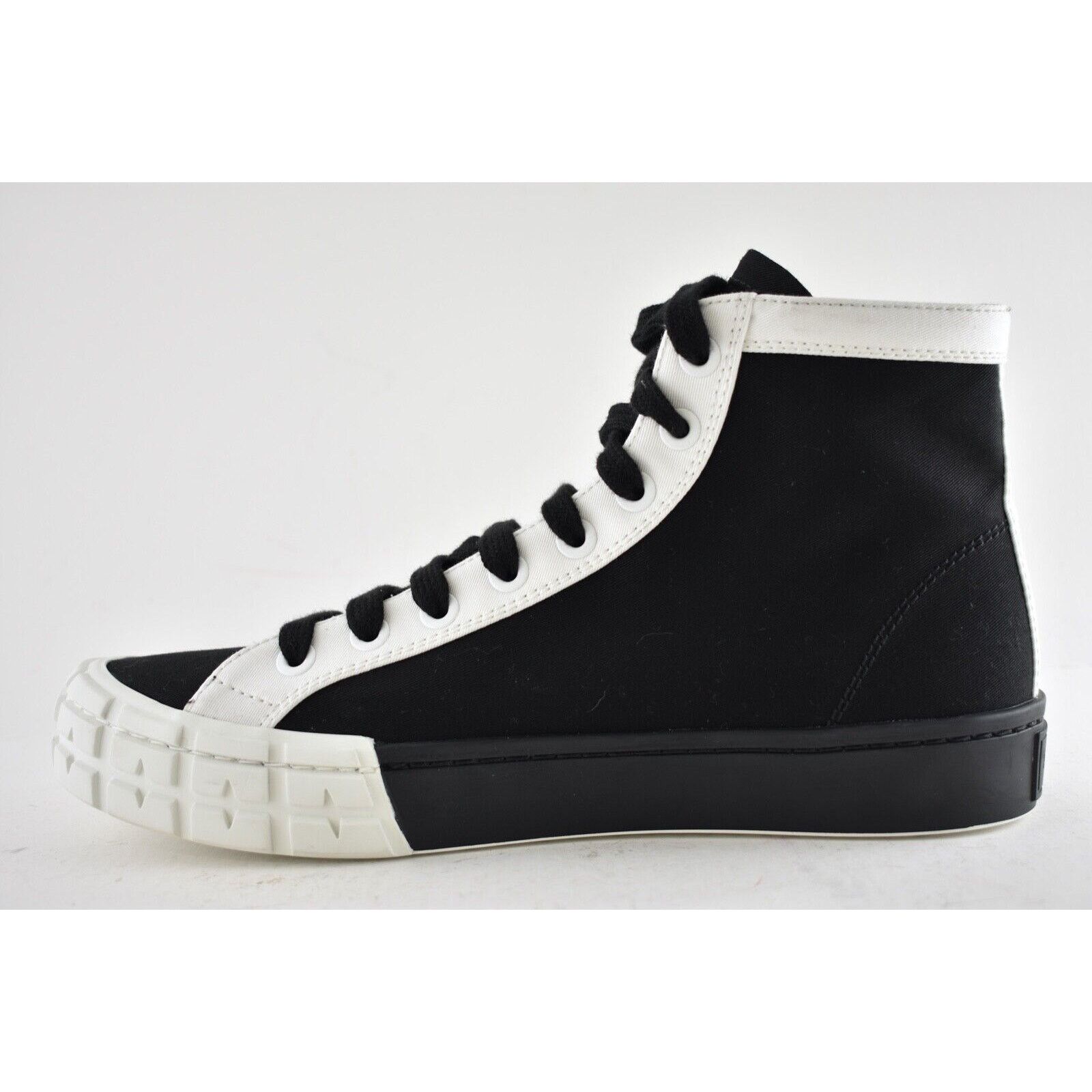 Prada Prada Mens Wheel Black White Logo Flat Size US 8 / EU 41 - 8 Thumbnail