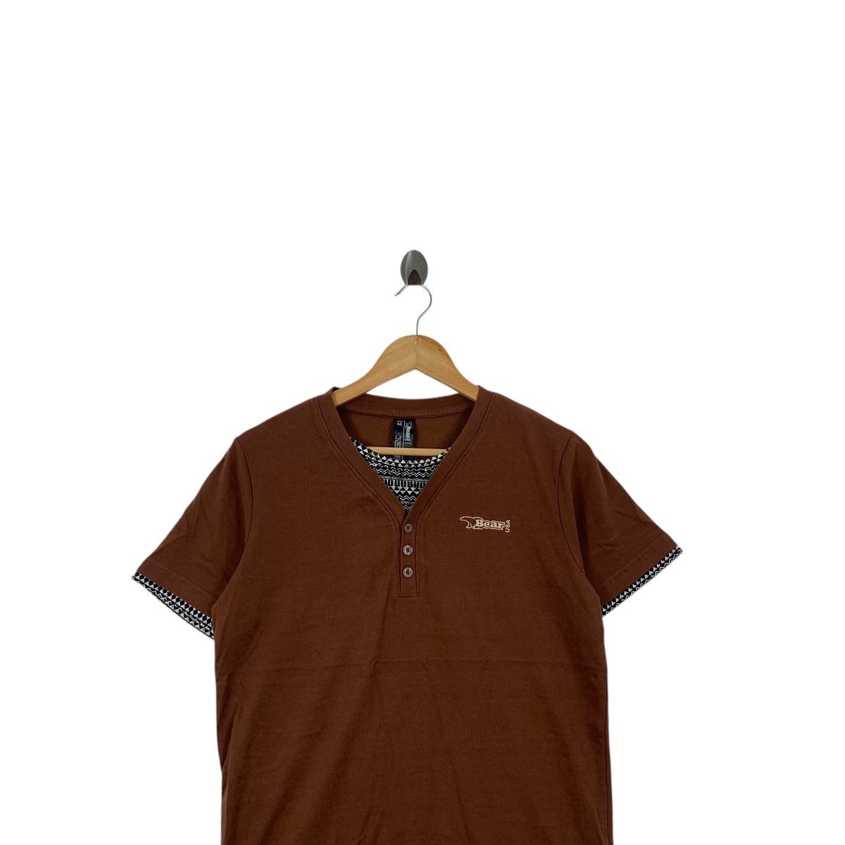 Other BEAR USA AZTEC Navajo Native Henley Embroidered Logo Tee Size US M / EU 48-50 / 2 - 2 Thumbnail