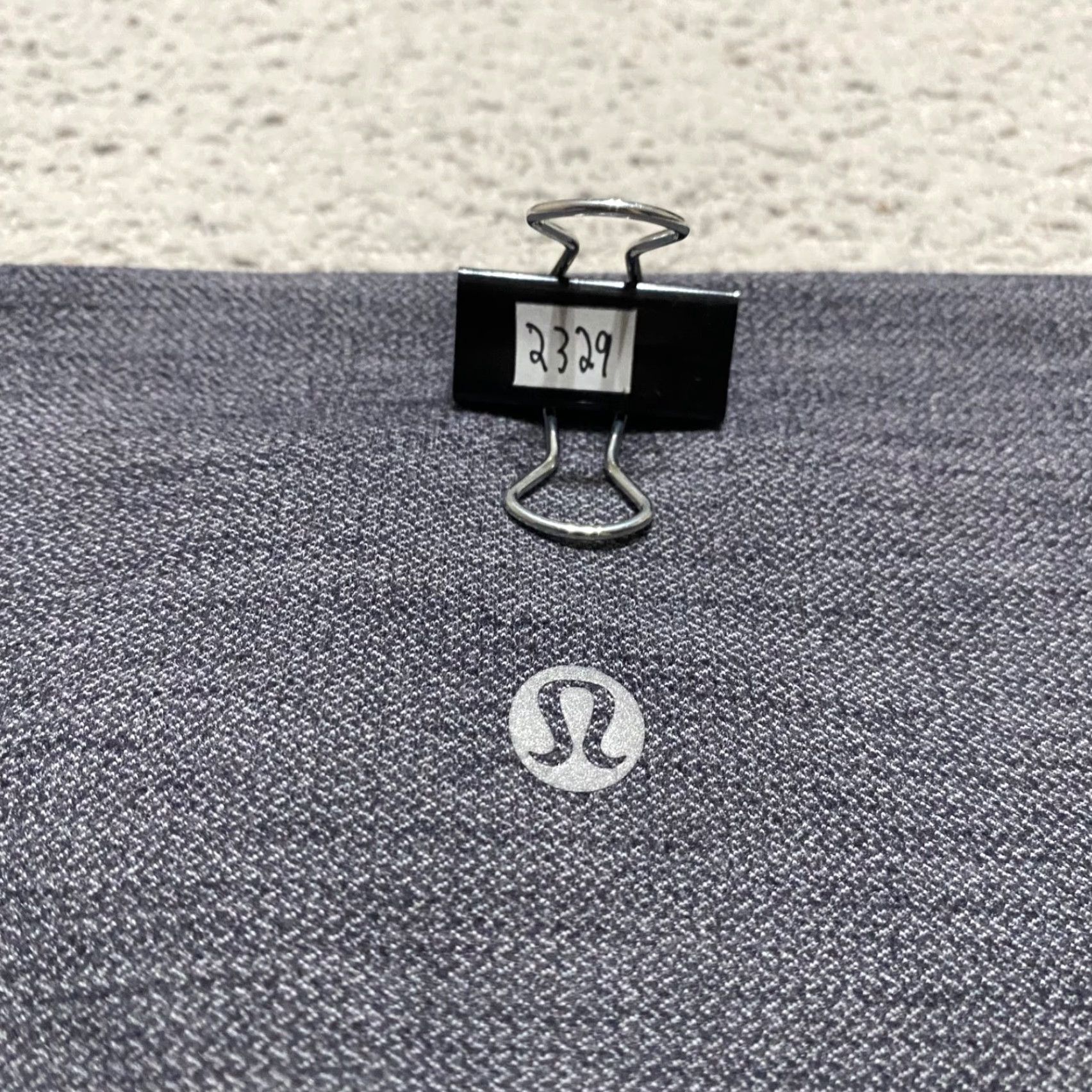 Lululemon Lululemon sz 4 Align Capri Leggings Heather Gray High Rise Skinny Womens Size 27" / US 4 / IT 40 - 3 Thumbnail