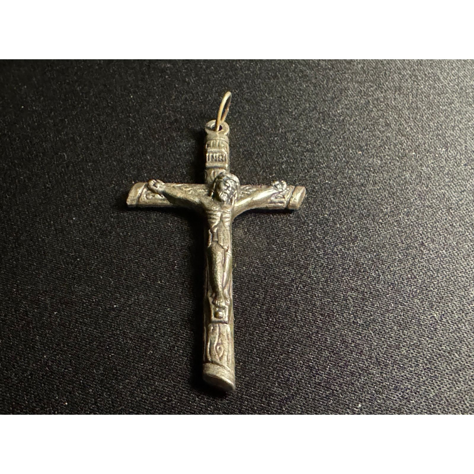 Other Vintage Silver Tone Crucifix INRI Pendant Size ONE SIZE - 2 Thumbnail
