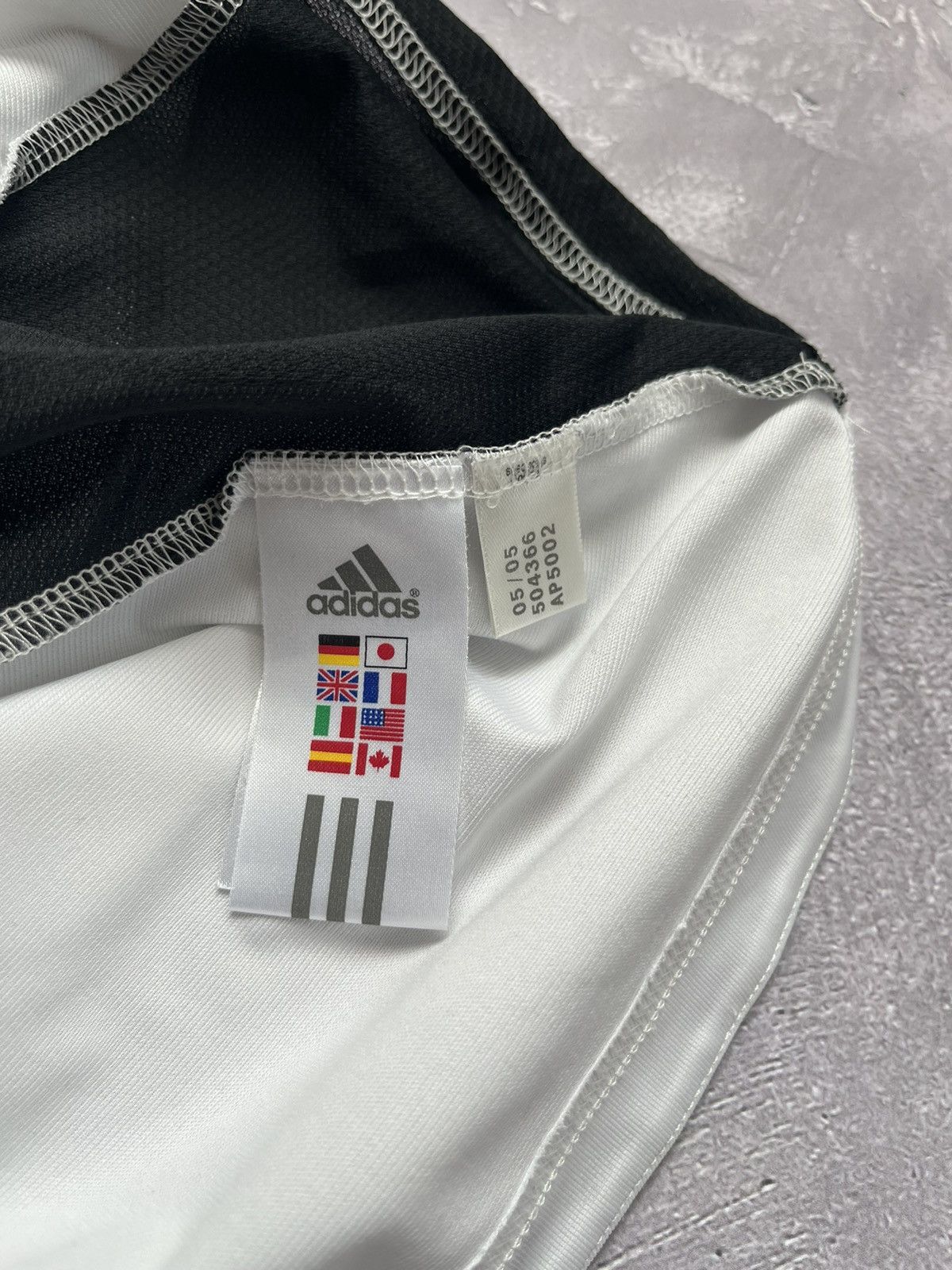 Adidas Vintage 00s Adidas New Castle Soccer Jersey 2005 T-Shirt Size US M / EU 48-50 / 2 - 12 Thumbnail