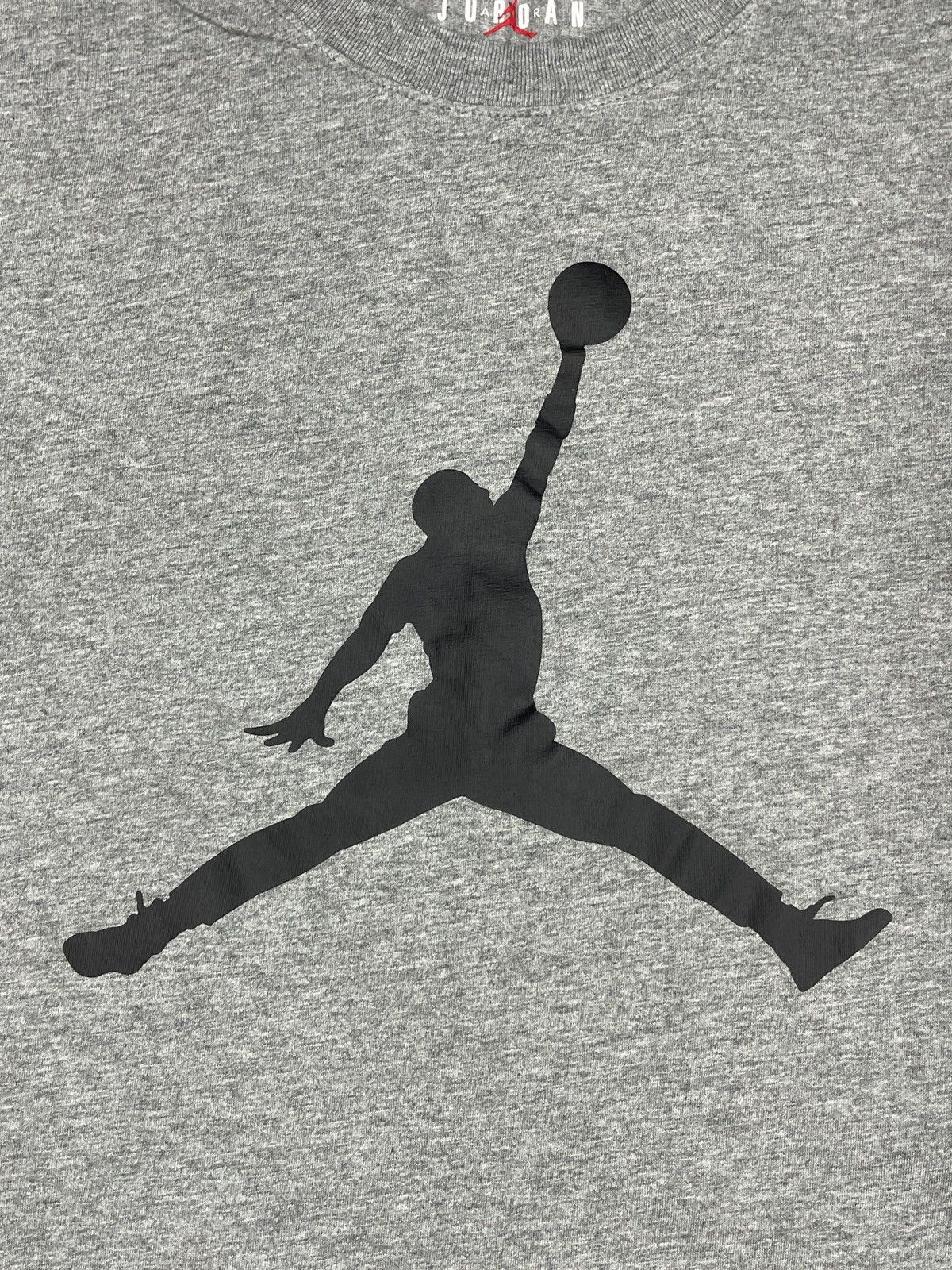 Jordan Brand Mens Jordan JumpMan T Shirt Grey Big Logo Nike Y2K TECH ACG Size US XL / EU 56 / 4 - 5 Thumbnail