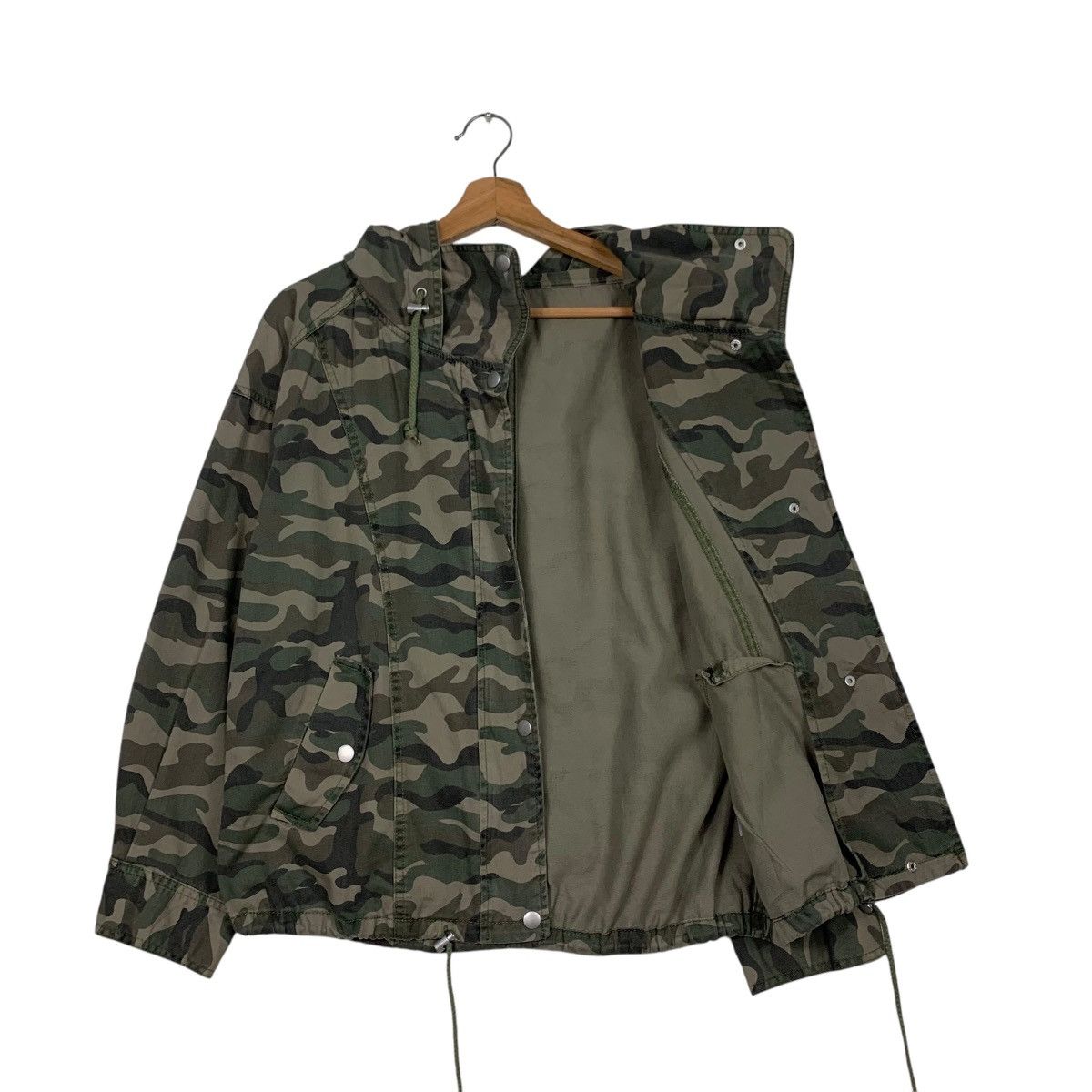 Japanese Brand COLONY 2139 Jungle Camo Hoodie Jacket Parka #2415-C108 Size US S / EU 44-46 / 1 - 10 Thumbnail