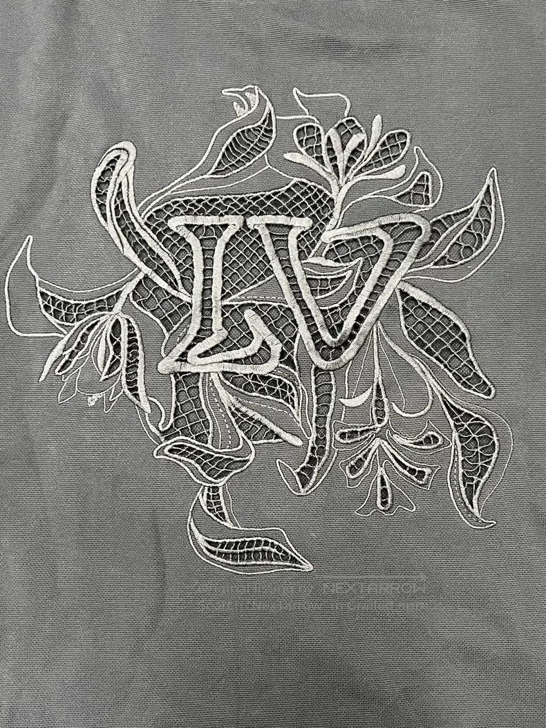 Louis Vuitton Louis Vuitton Hollowed-out short-sleeve T-shirt Size US S / EU 44-46 / 1 - 3 Thumbnail