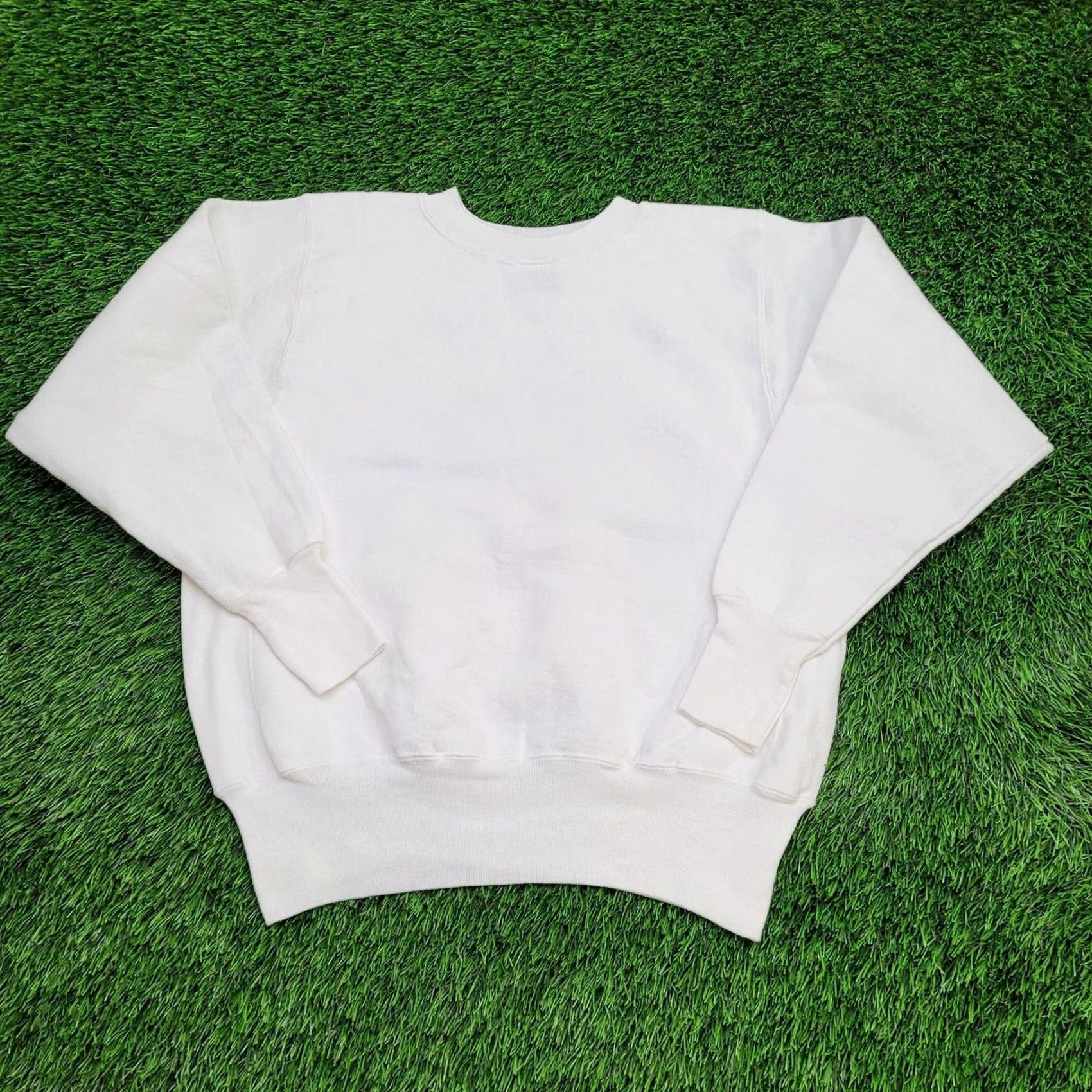 Velva Sheen VINTAGE Trinity College Sweatshirt Womens Large 22x22 White Size L / US 10 / IT 46 - 2 Thumbnail