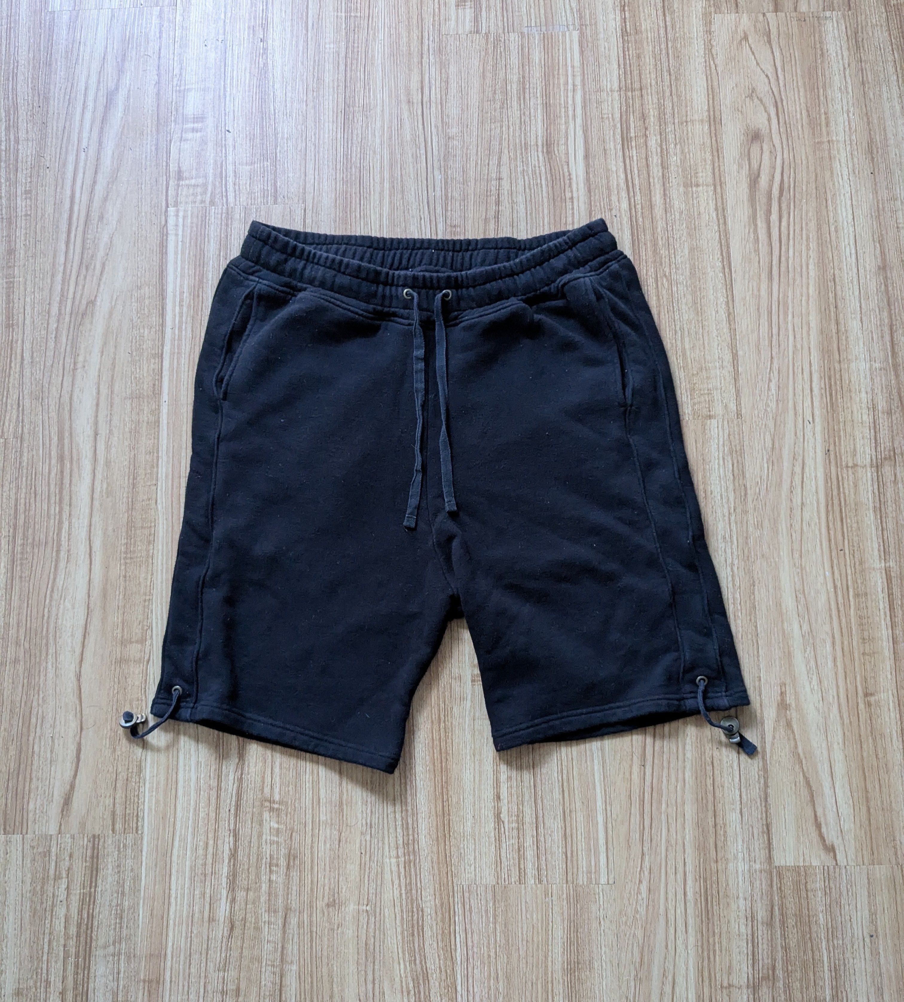 Robert Geller Robert Geller Sweatshorts Black Cotton Medium Cotton Japan Size US 30 / EU 46 - 1 Thumbnail