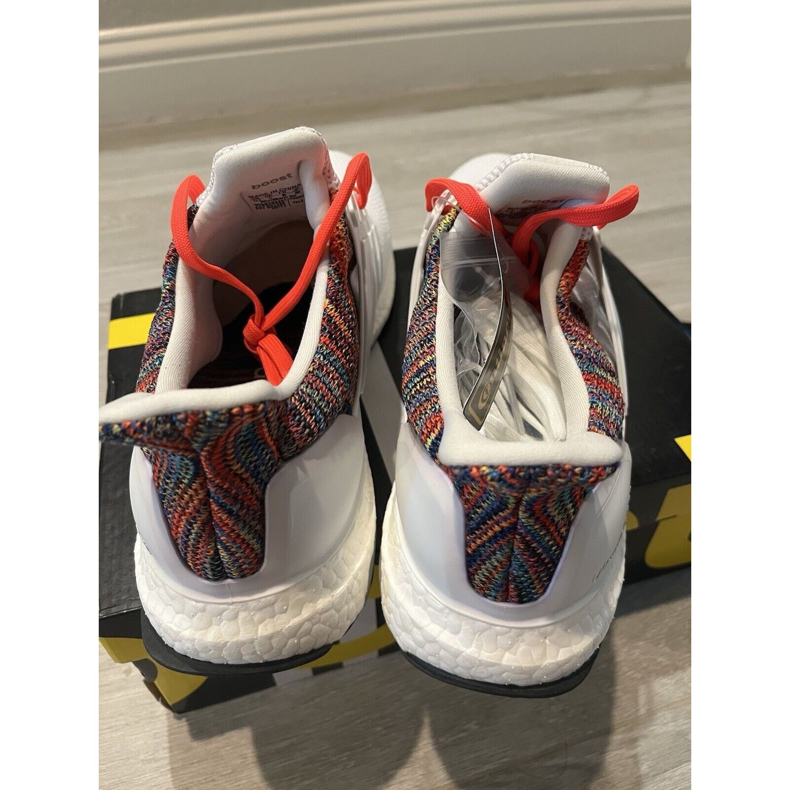 Adidas Adidas mi UltraBOOST White Rainbow size 11.5 Men Running Size US 11.5 / EU 44-45 - 3 Thumbnail