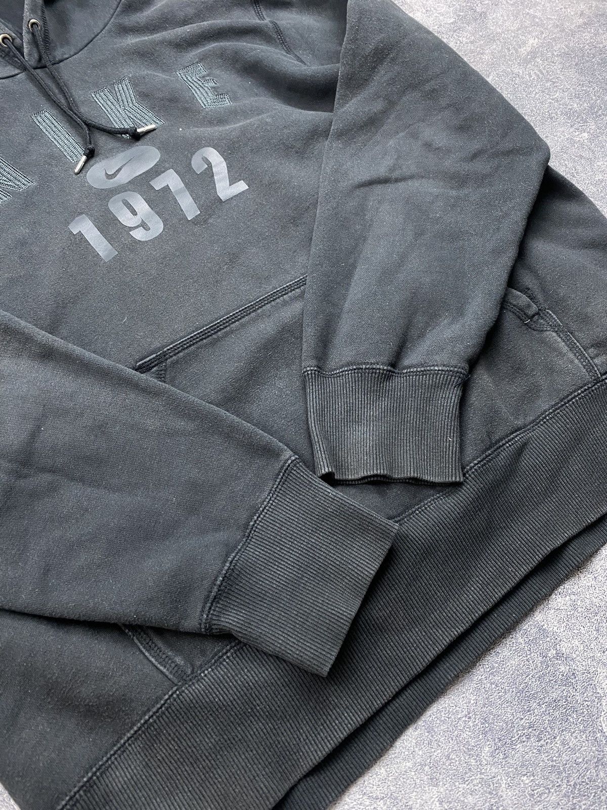 Nike × Vintage Nike vintage spell out big swoosh hoodie y2k streetwear Size US XL / EU 56 / 4 - 14 Thumbnail