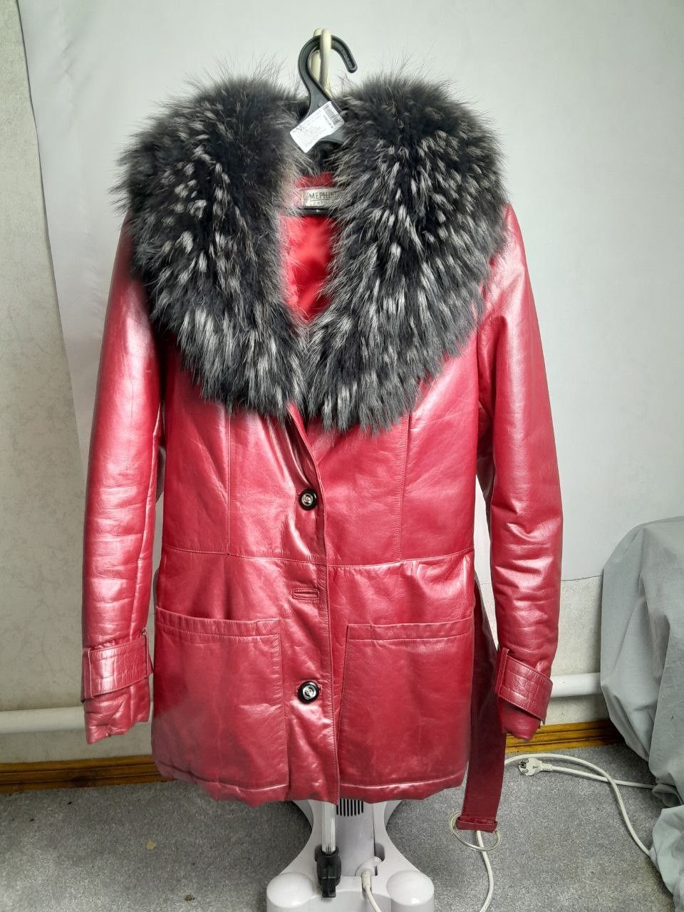 Mephisto Mephisto red leather women's coat fur fox size M Size M / US 6-8 / IT 42-44 - 2 Thumbnail