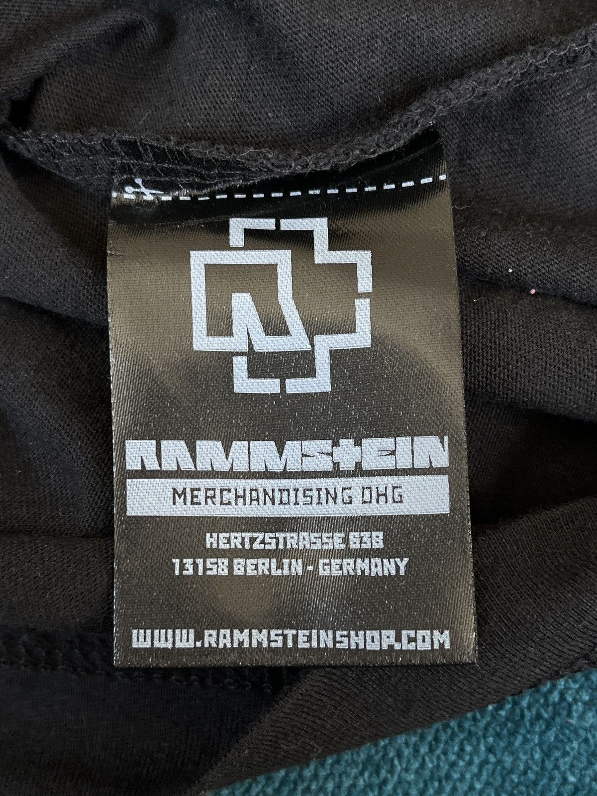 Band Tees Rare 00s Rammstein Sehnsucht T-shirt Size US M / EU 48-50 / 2 - 5 Thumbnail