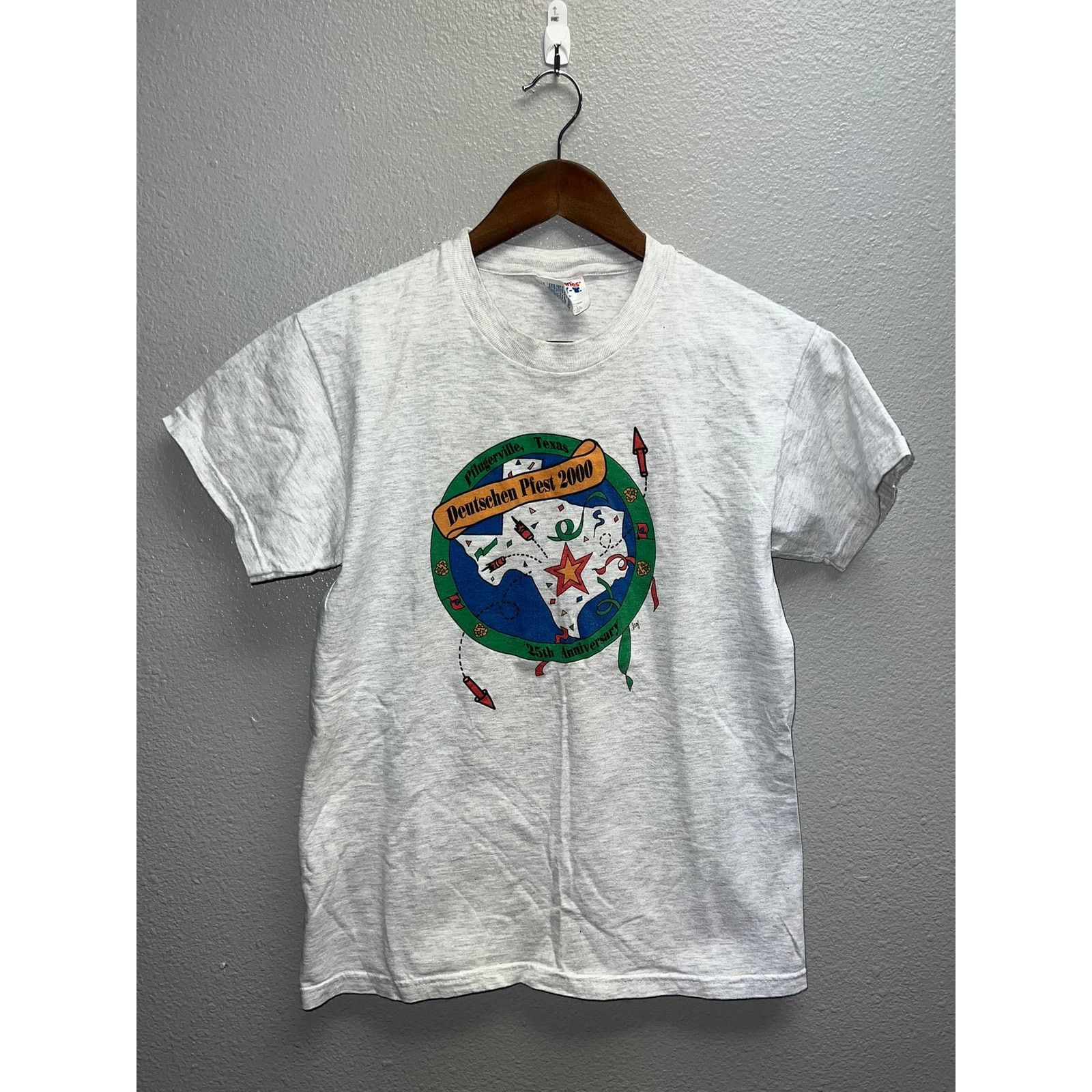 Hanes Youth Plugerville Shirt Deutschen Piest Texas Tee Kids Large Size L / US 10 / IT 46 - 1 Thumbnail