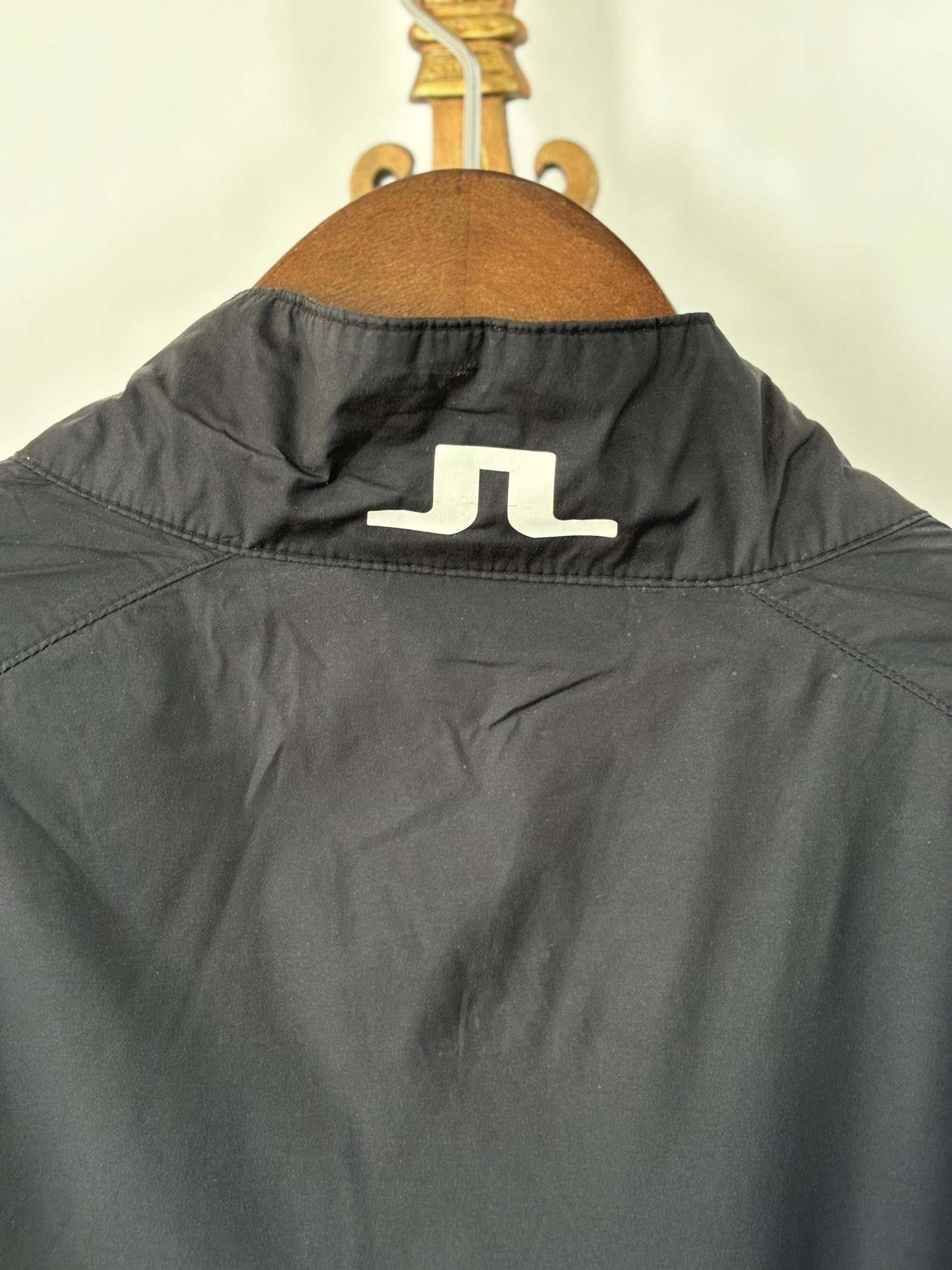 J.Lindeberg J. Lindberg Black Lightweight Windbreaker Jacket Size US L / EU 52-54 / 3 - 6 Thumbnail