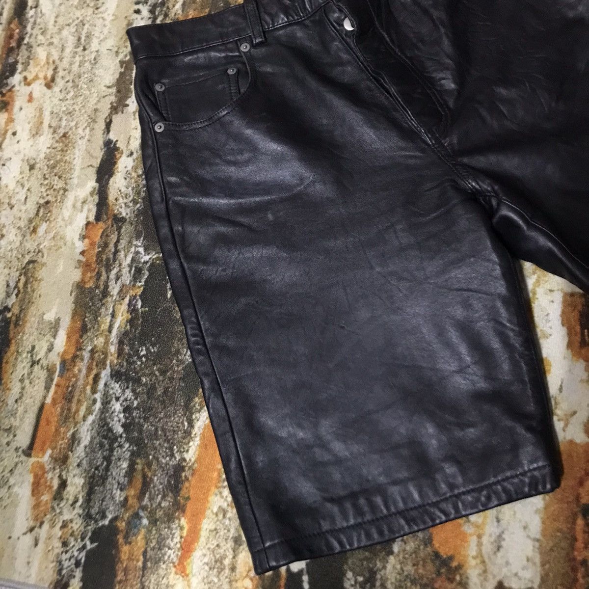accept offer - short pants lambskin