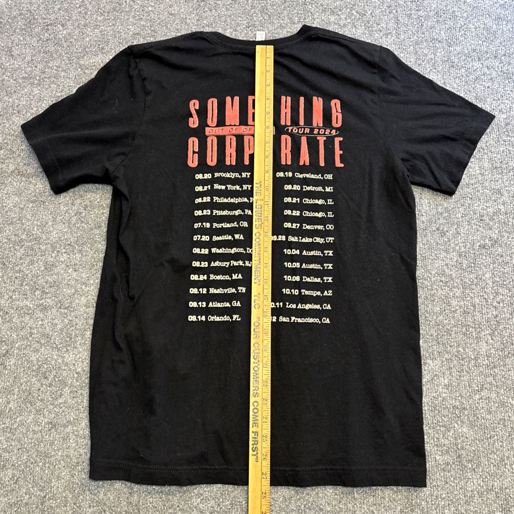 Vintage SOMETHING CORPORATE 2024 Out Of Office Tour Tee Mens Large Emo Band Shirt Size US L / EU 52-54 / 3 - 6 Thumbnail