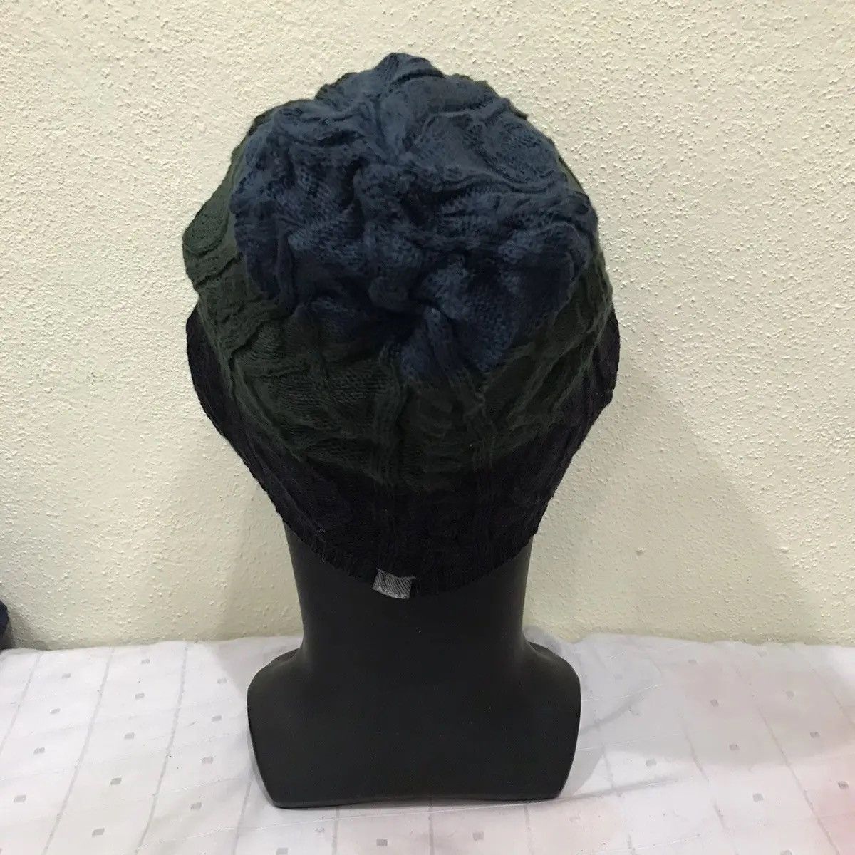 Aigle × Vintage Vintage Aigle Rare Design Crochet Beanie Hat Size ONE SIZE - 4 Thumbnail