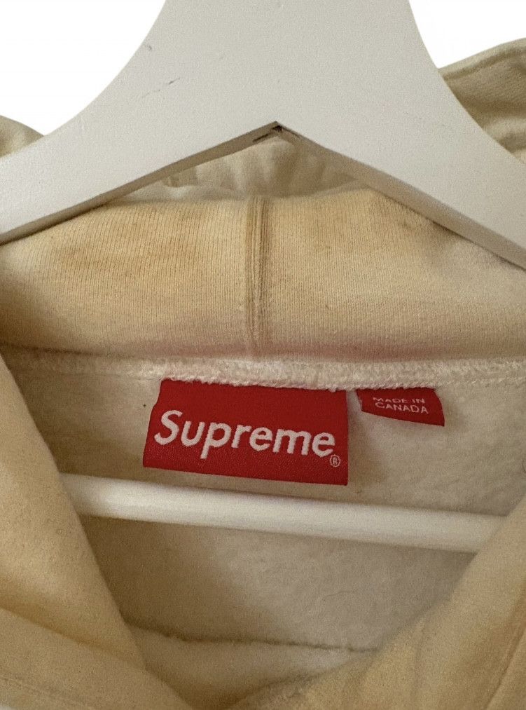 Supreme Supreme S/S 2018 Bless/Land of fuck hoodie Hoodie Size US L / EU 52-54 / 3 - 2 Thumbnail