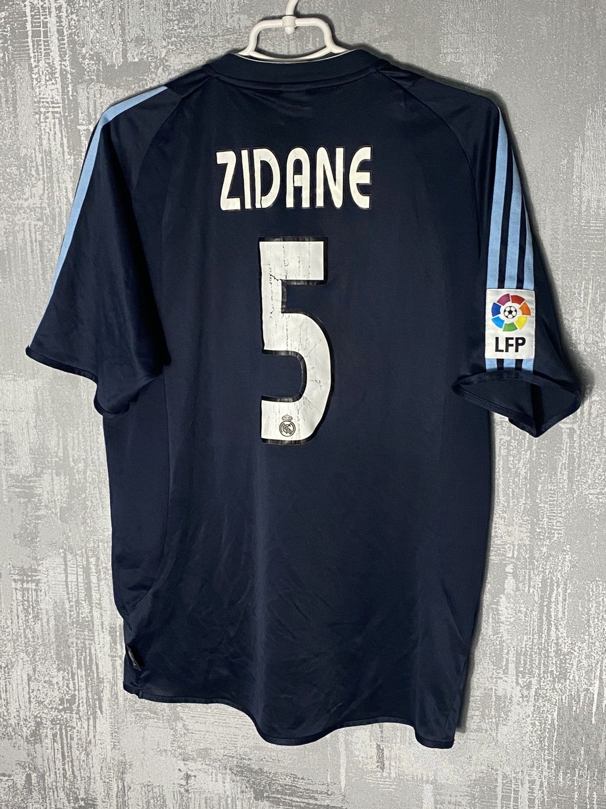 Adidas Real Madrid Adidas Soccer Jersey 2003/04 Football #5 Zidane Size US M / EU 48-50 / 2 - 2 Thumbnail